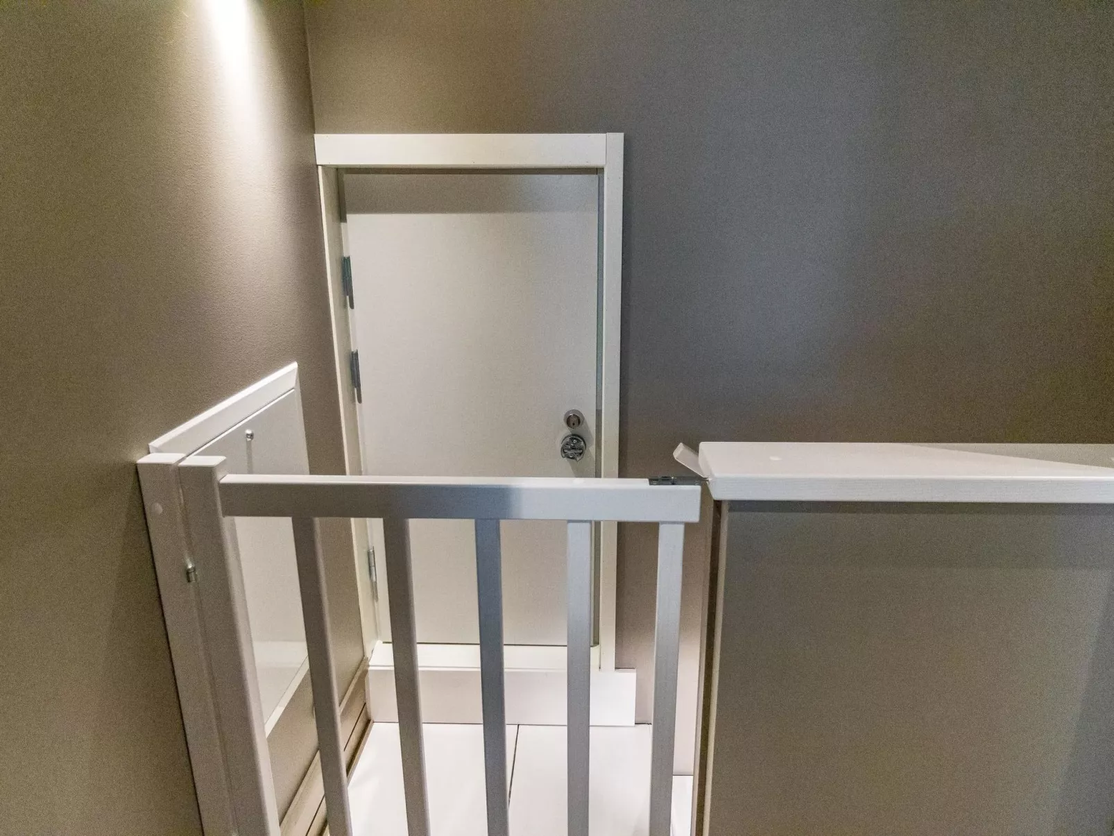 Uniikki 75, c402-Binnen