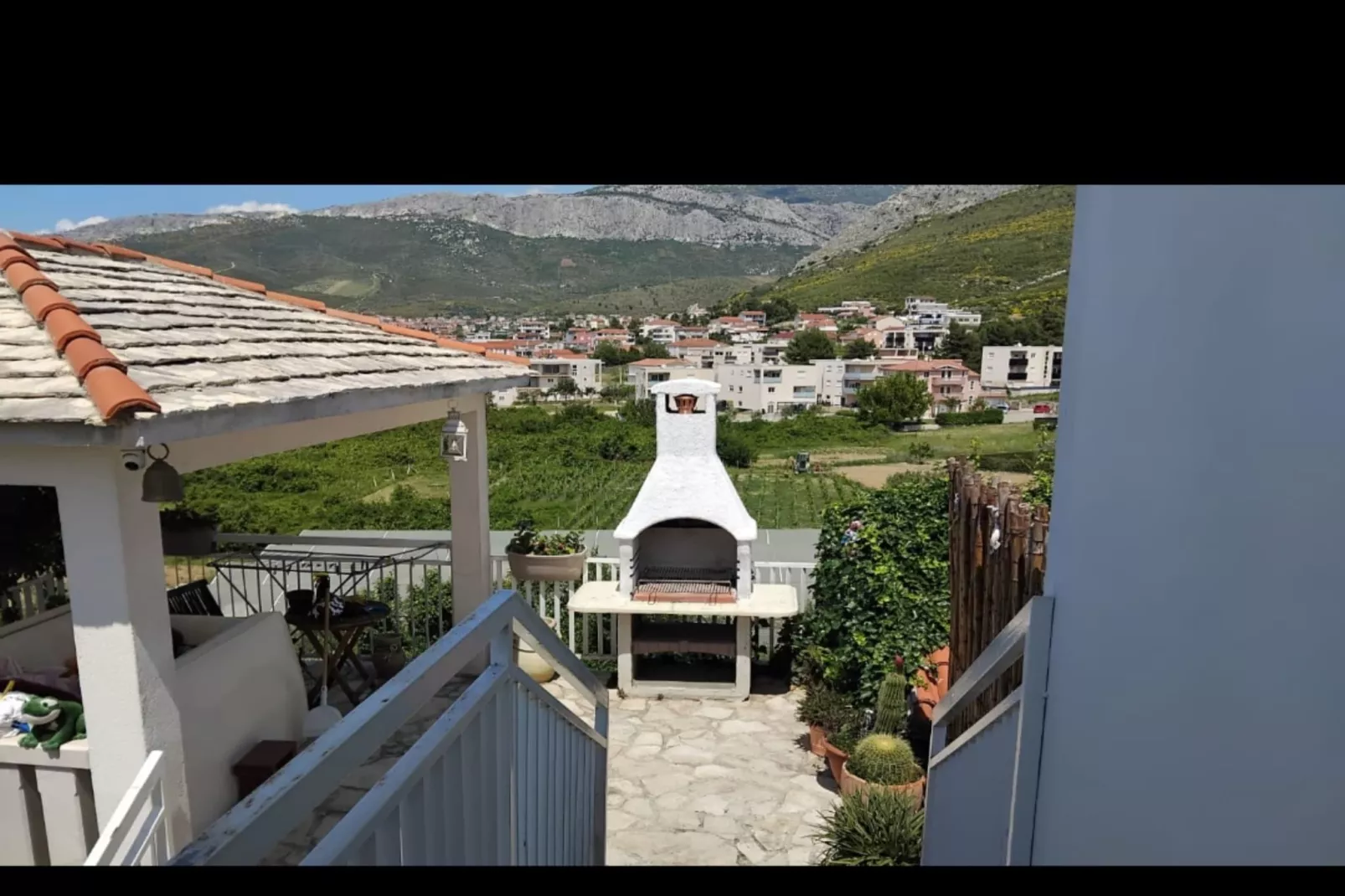 Villa Marija - Five Bedroom Villa with Terrace and Swimming Pool-Tuinen zomer