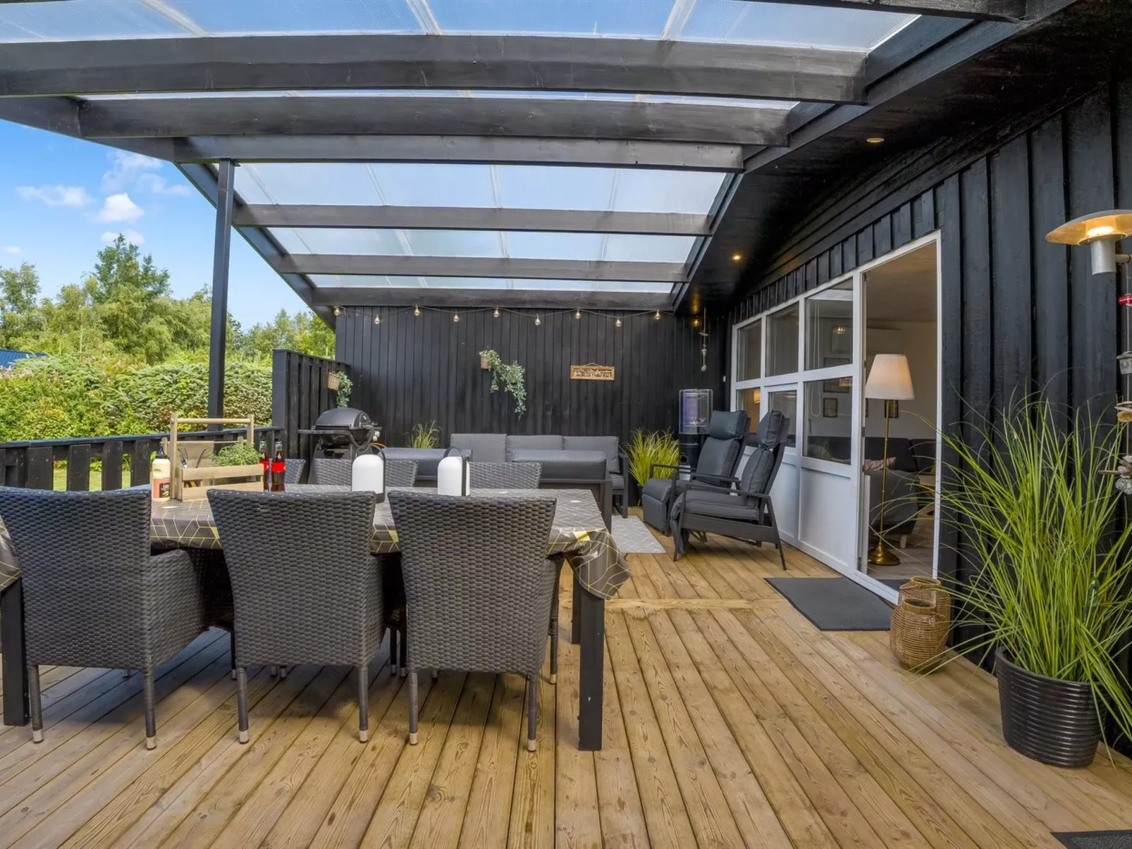 "Elske" -  from the sea-Buiten