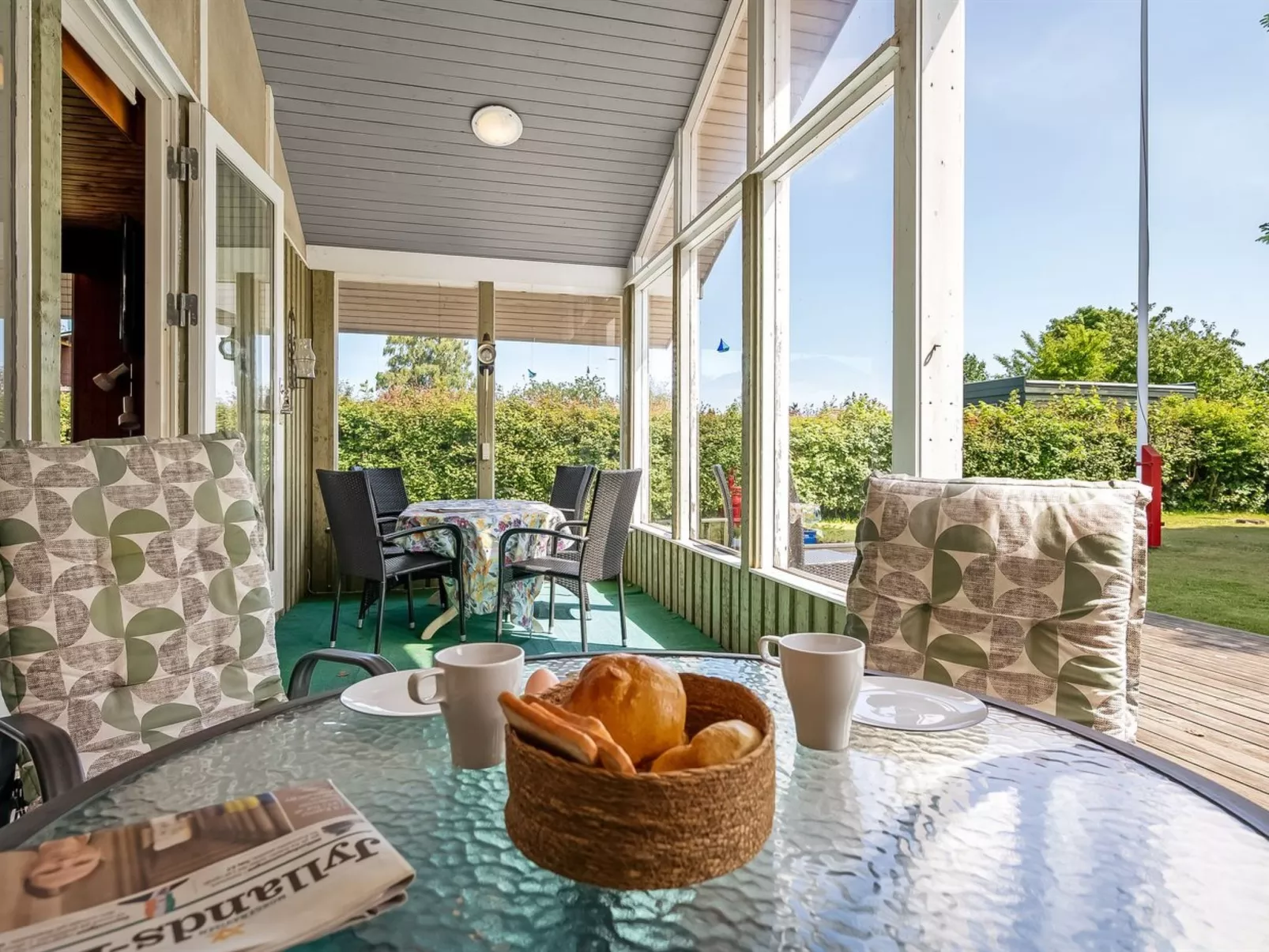 "Yma" -  from the sea-Buiten