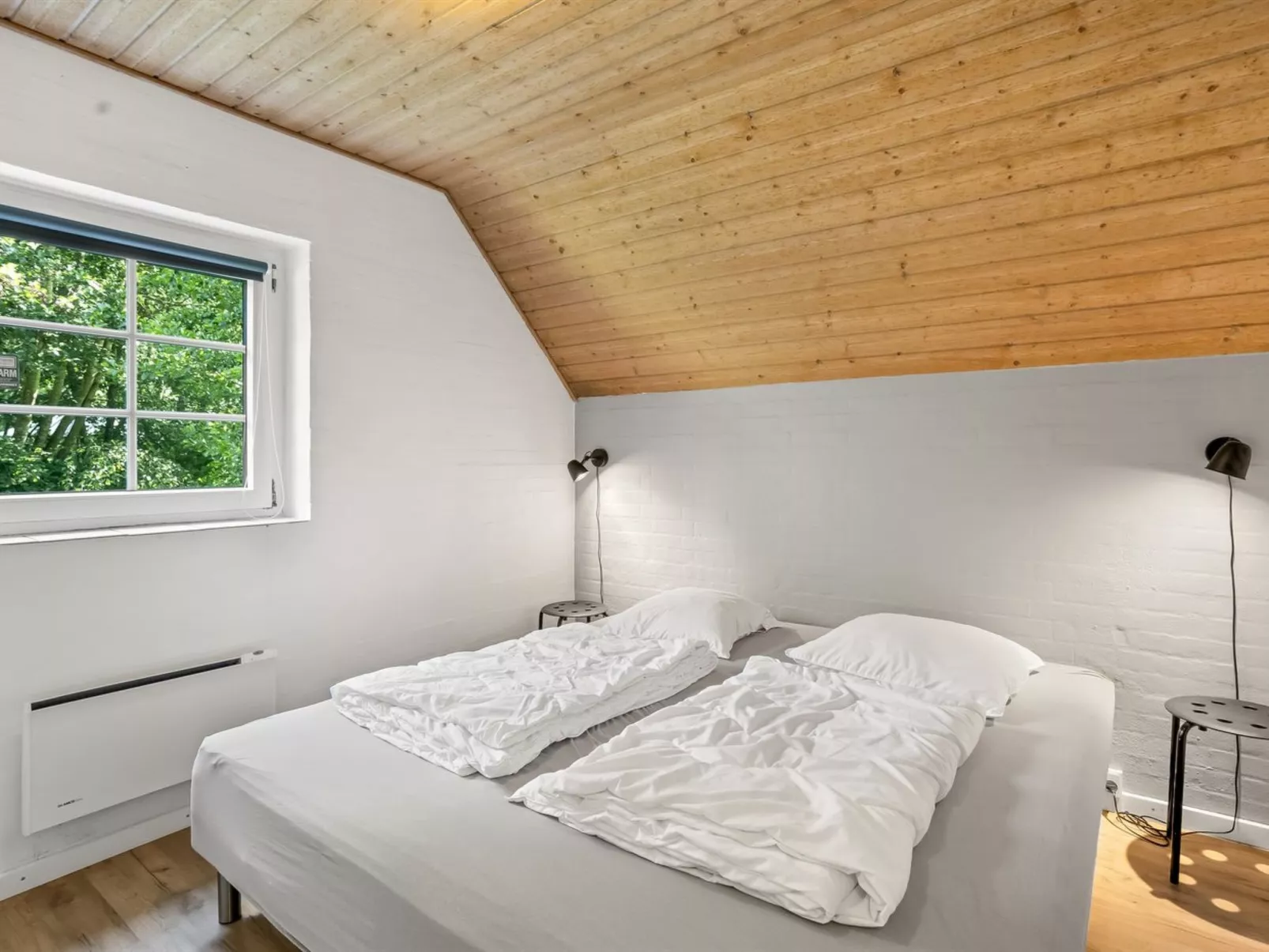 "Tara" - 900m from the sea-Binnen