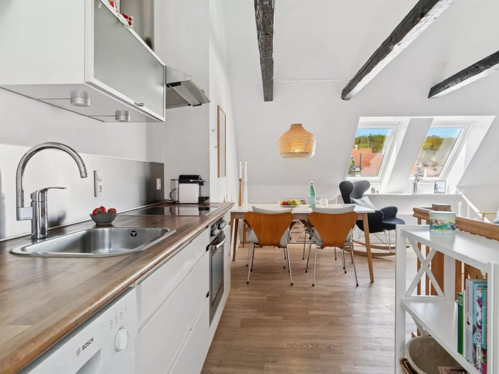 "Elemine" - 500m from the sea-Binnen