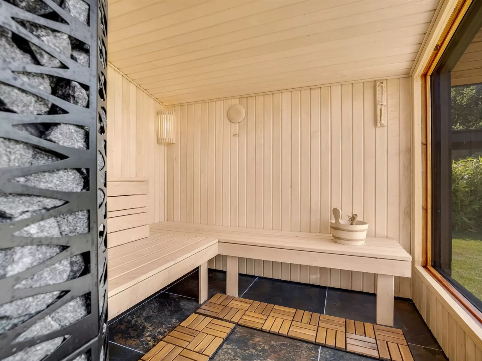 "Apelone" - 900m from the sea-Buiten