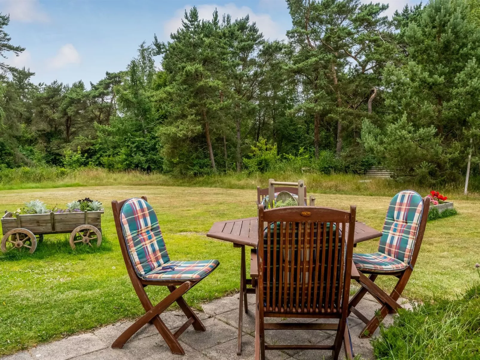 "Hoat" - 1.7km from the sea-Buiten