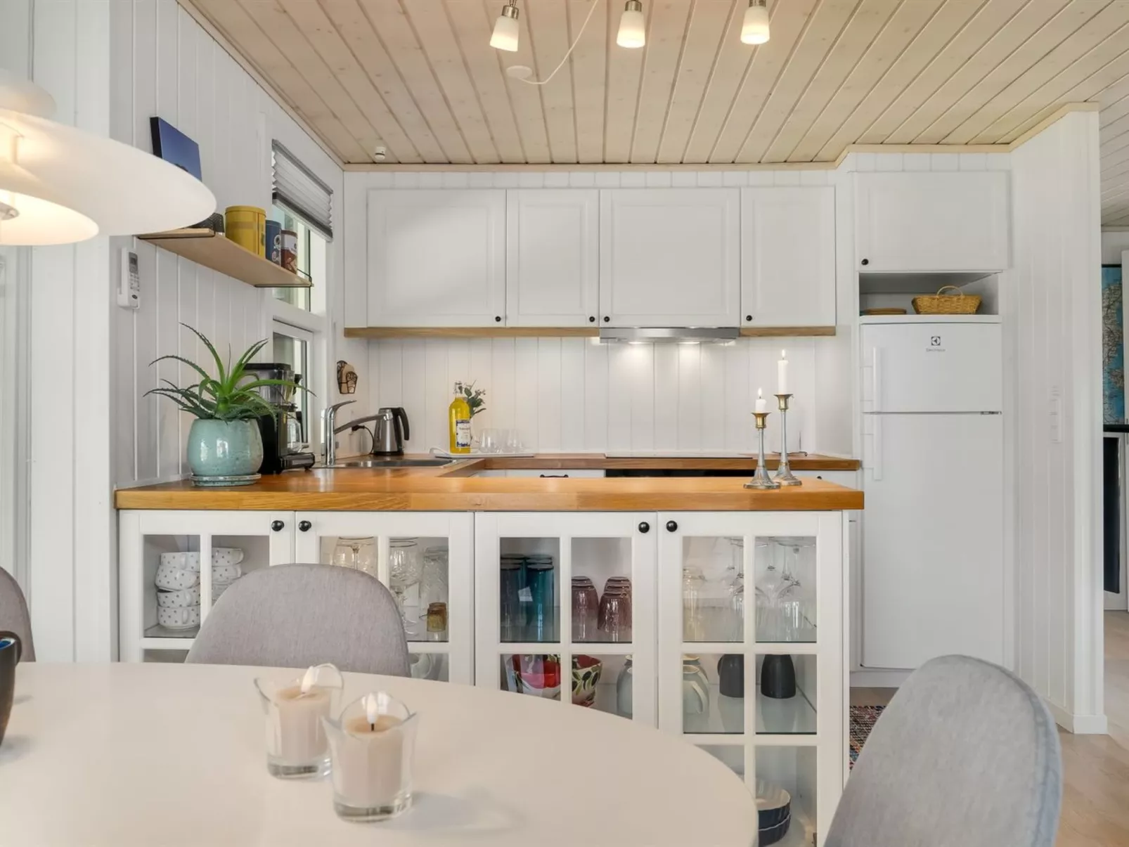 "Legolas" - 880m from the sea-Binnen