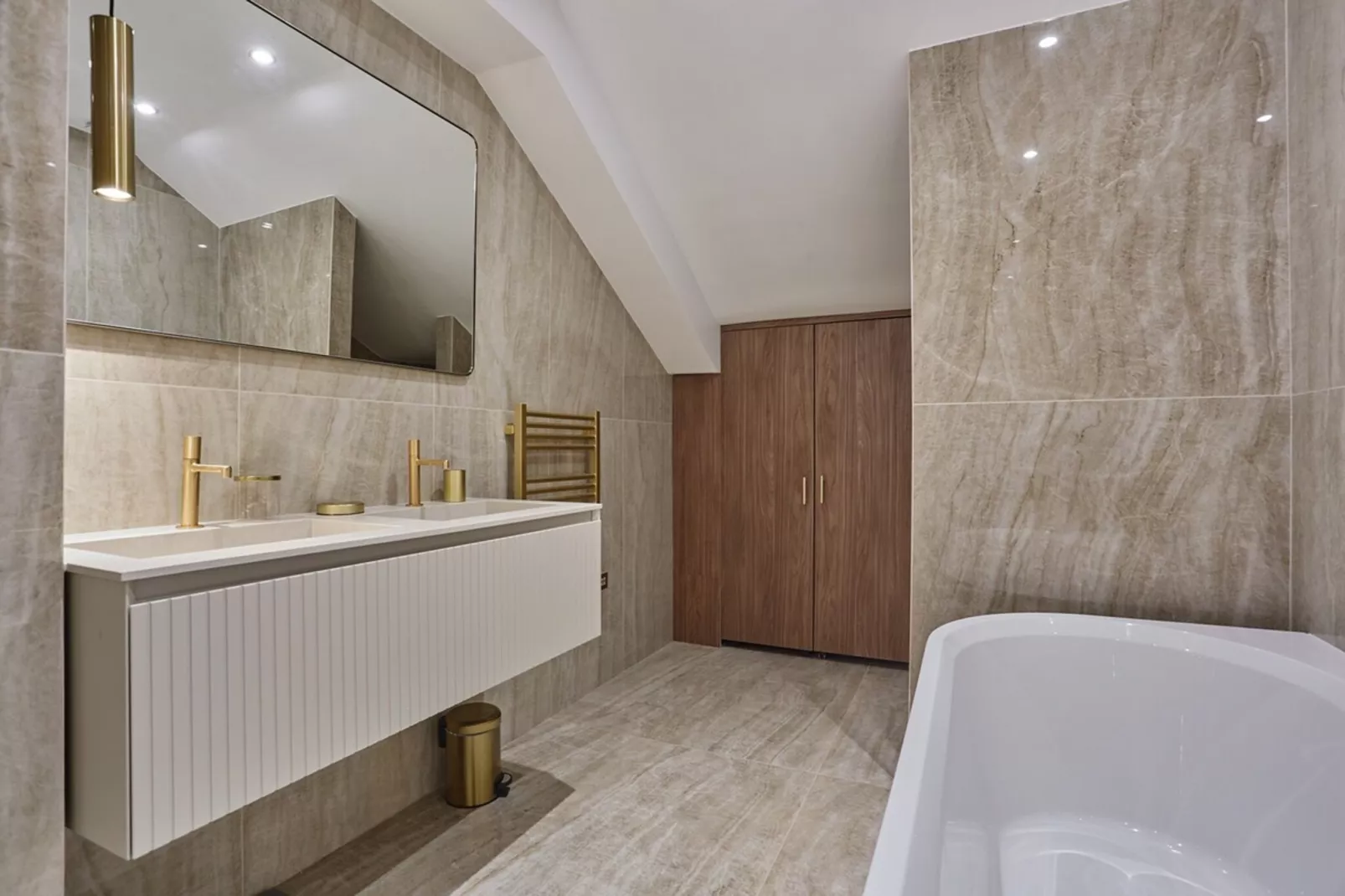 BOETIE 2 NEW-Niet-getagd