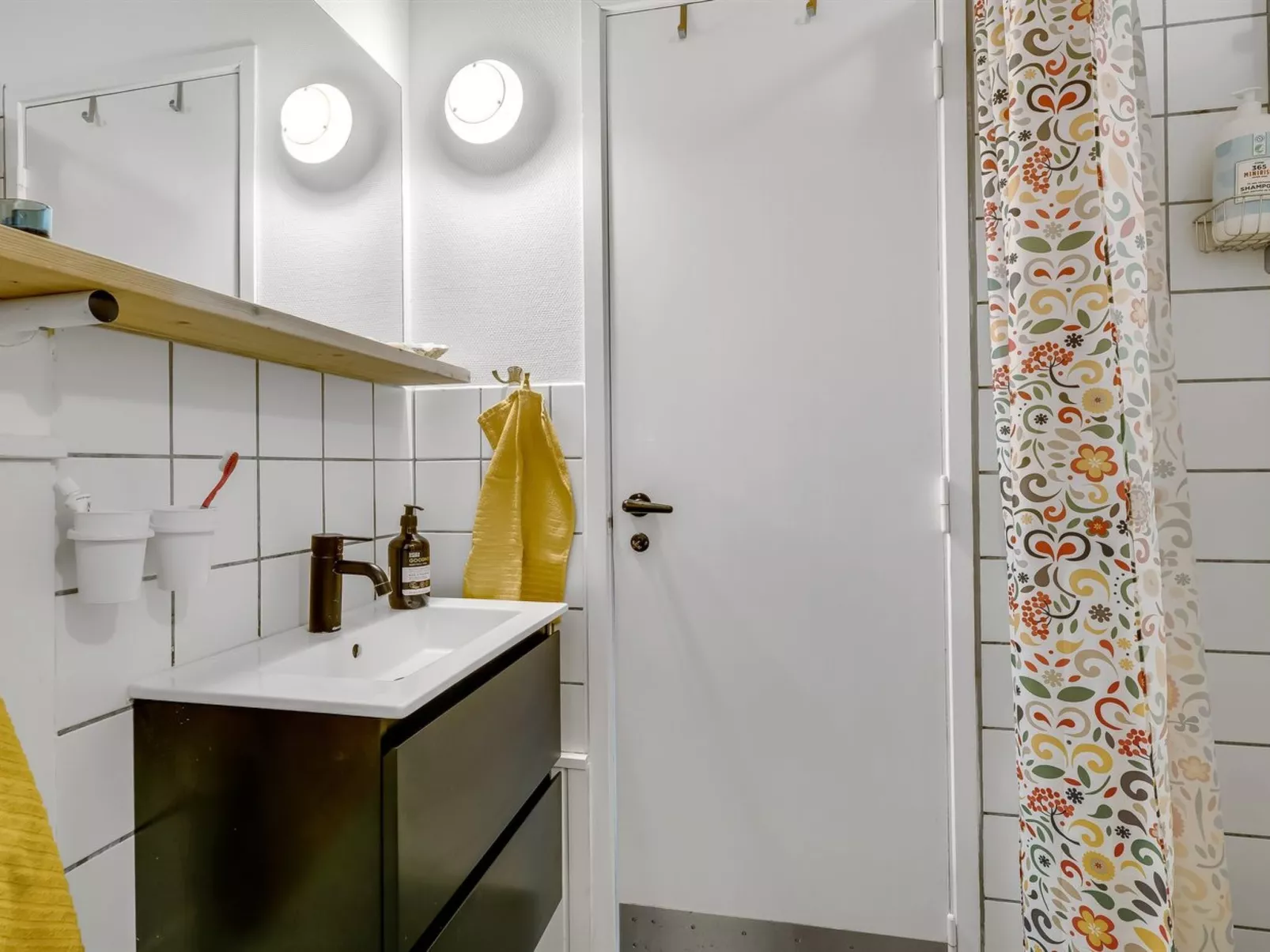 "Ingobert" - 600m from the sea-Binnen