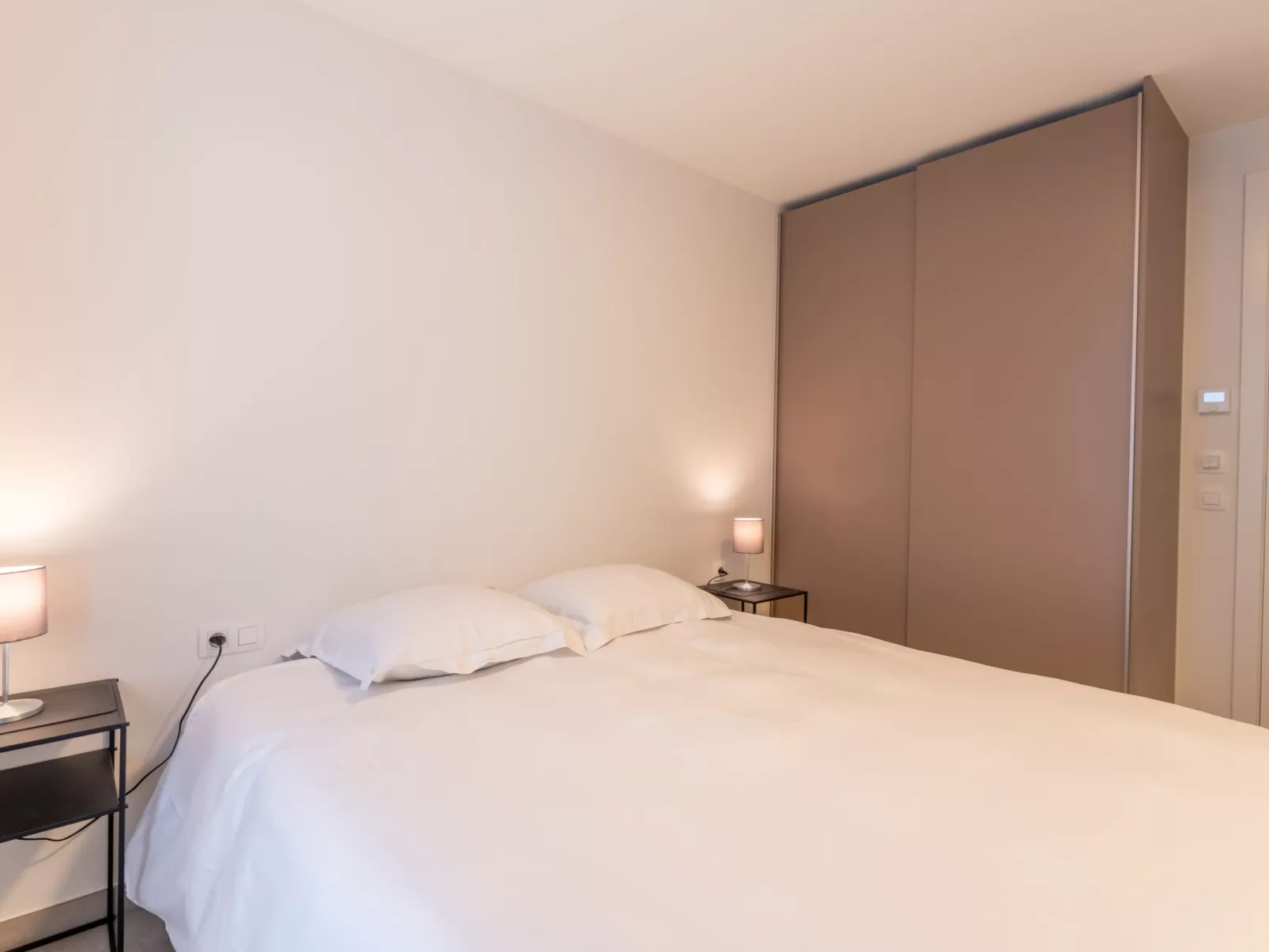 C-Dream I with lateral seaview-Binnen