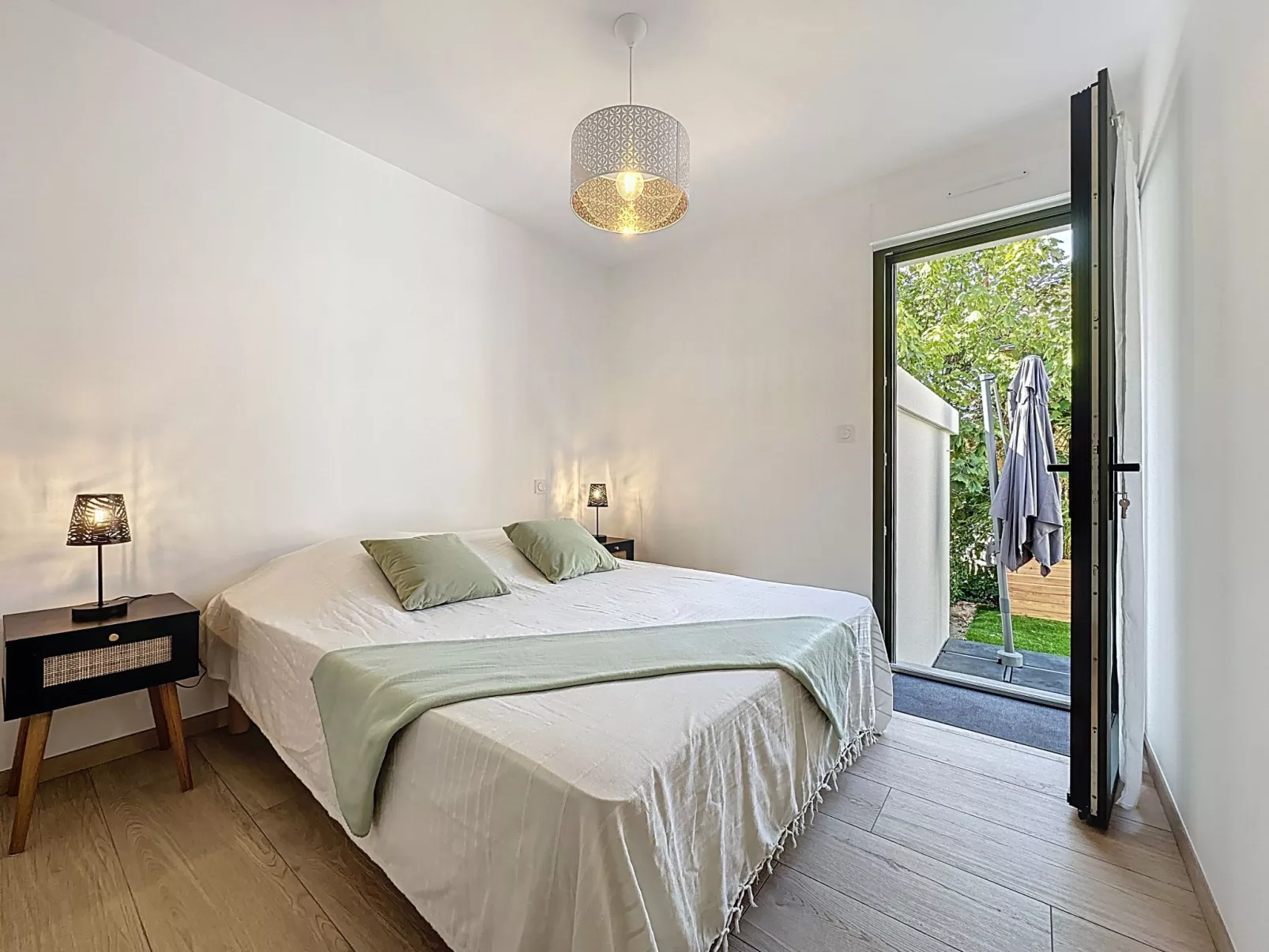 Les Musardises-Binnen