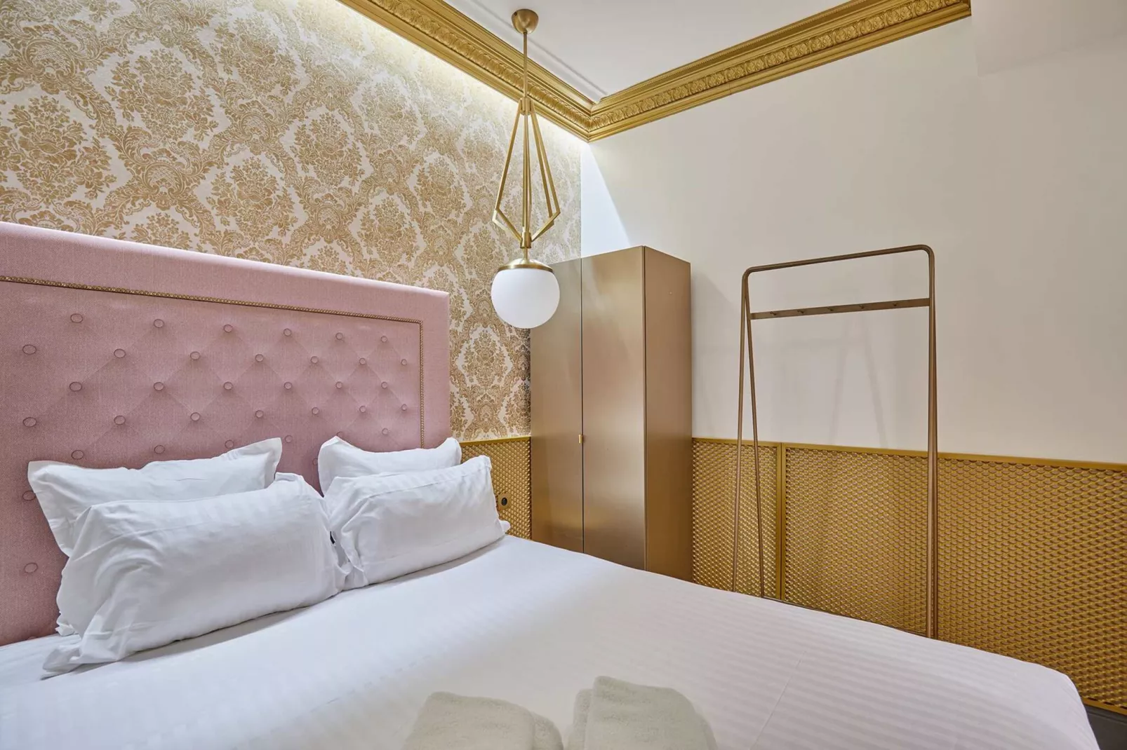 COLISEE D-Image-tags.