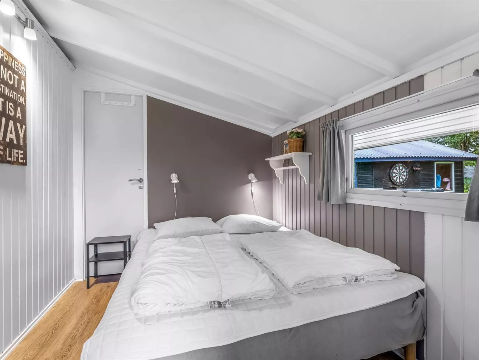 "Effy" - 600m from the sea-Binnen