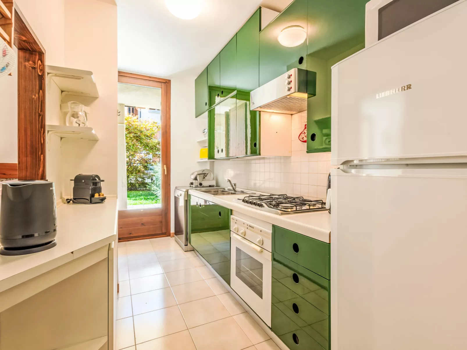 Monte Confinale Garden View-Binnen