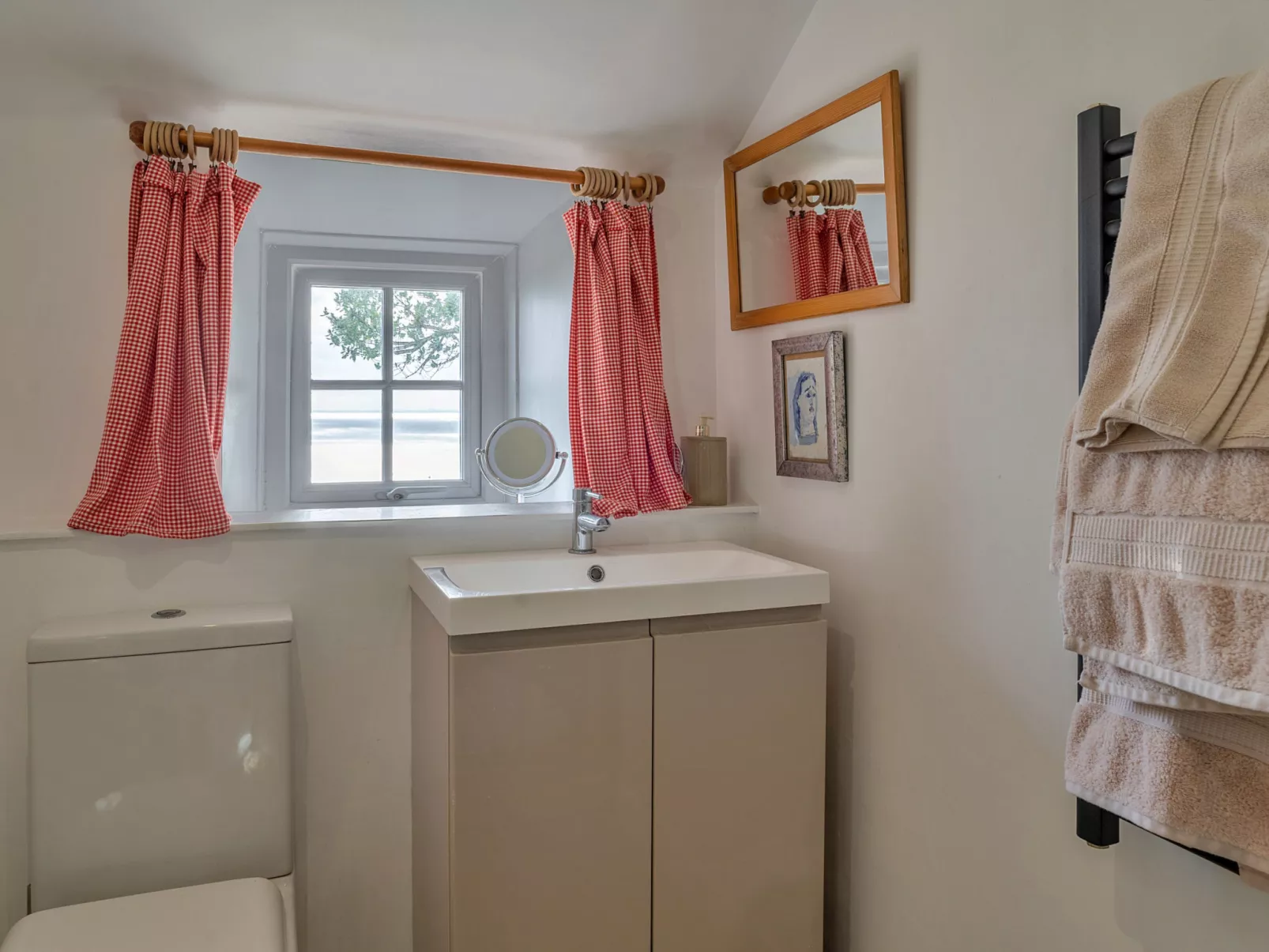 Lesceave Cottage-Binnen