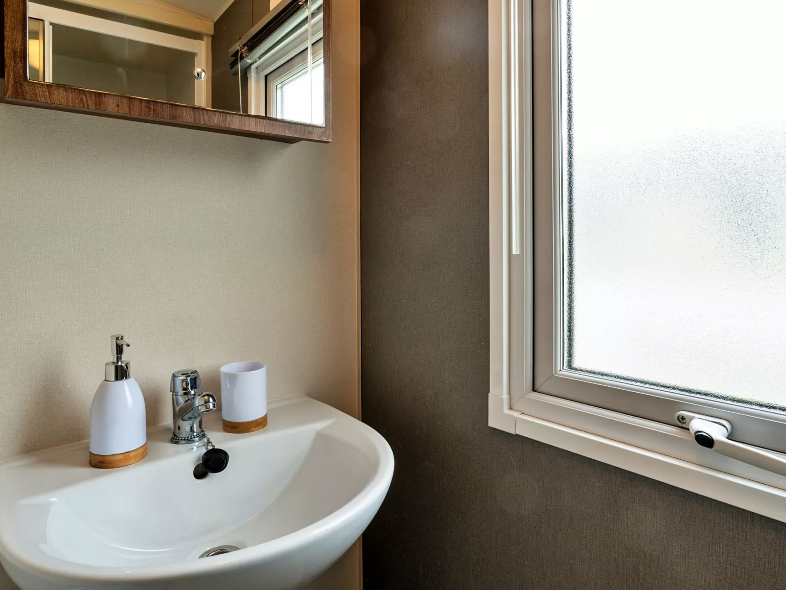 Phoenix Retreat-Binnen