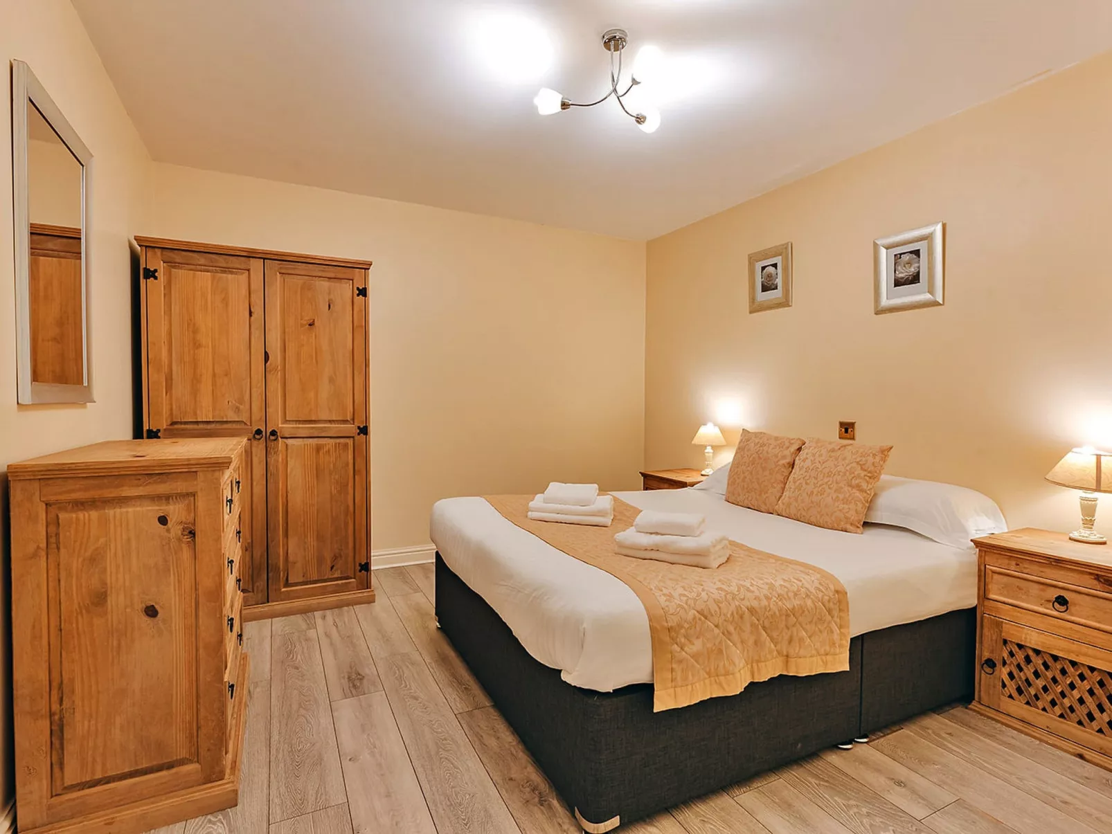 Netley Hall - Angelica-Binnen