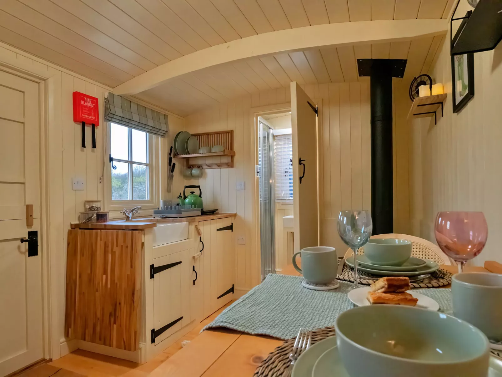 The Chicken Hut-Buiten