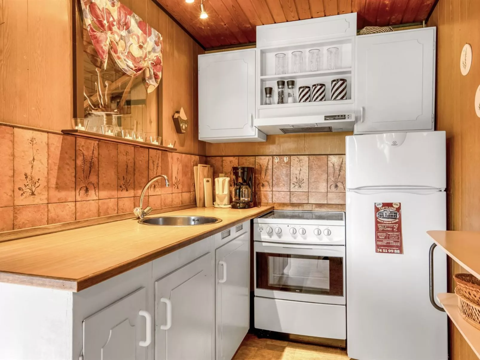 "Aron" - 30km from the sea-Binnen