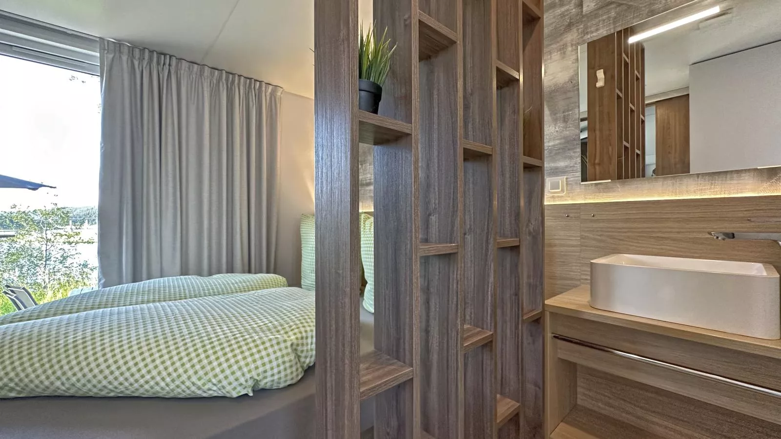 Feriendorf Seeblick - Tiny Chalet Nr 3-Slaapkamer