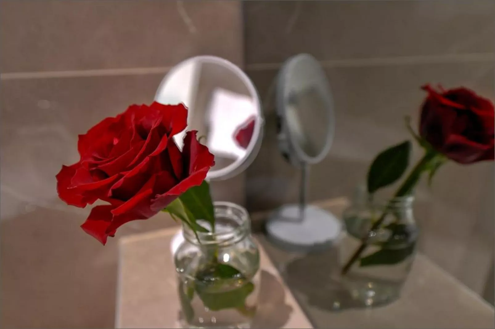 Deluxe Double Room with Balcony and Sea View (1)-Binnen