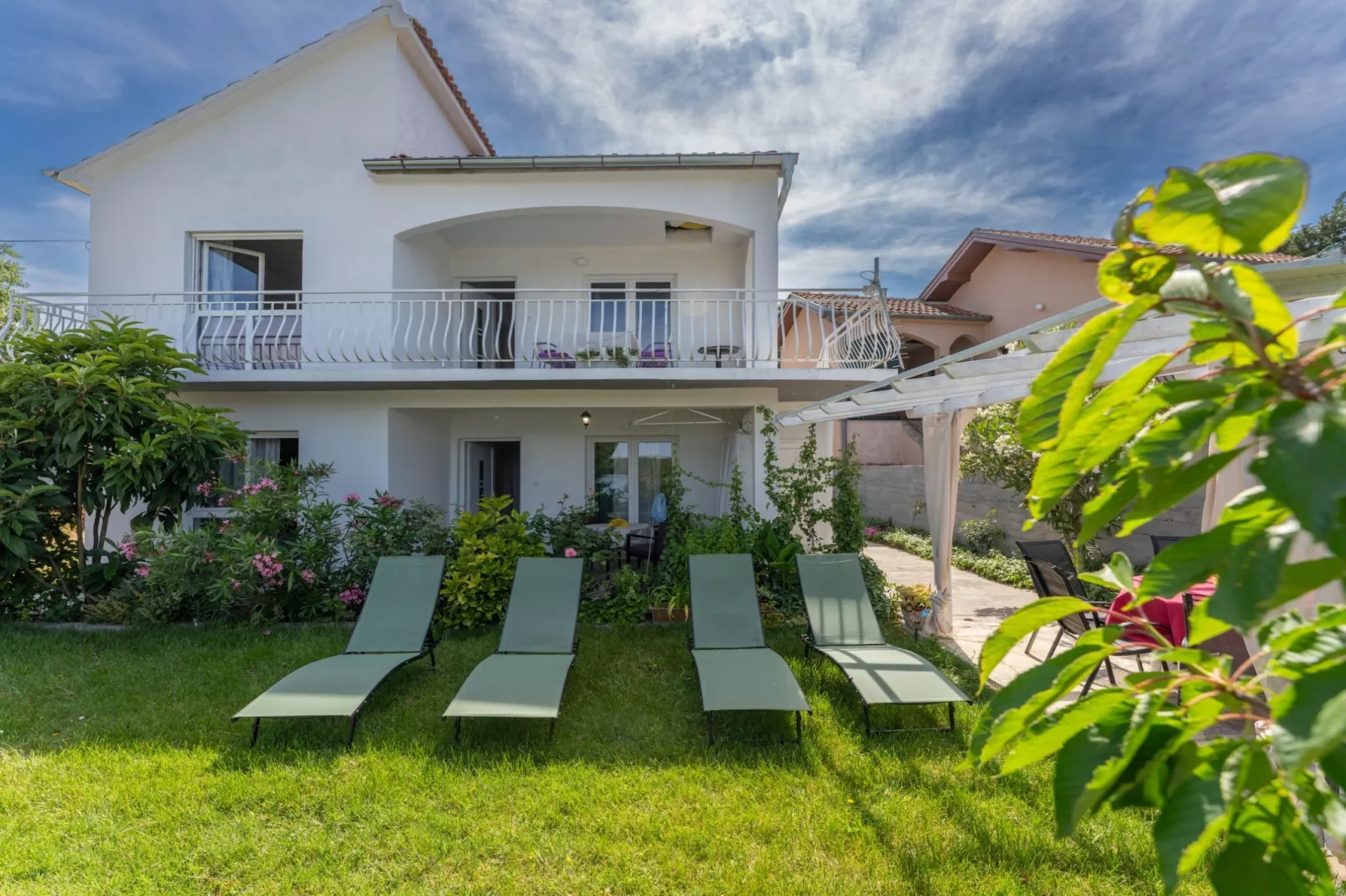 Holiday Home Sanda - Four Bedroom Holiday Home with Terrace-Buitenlucht