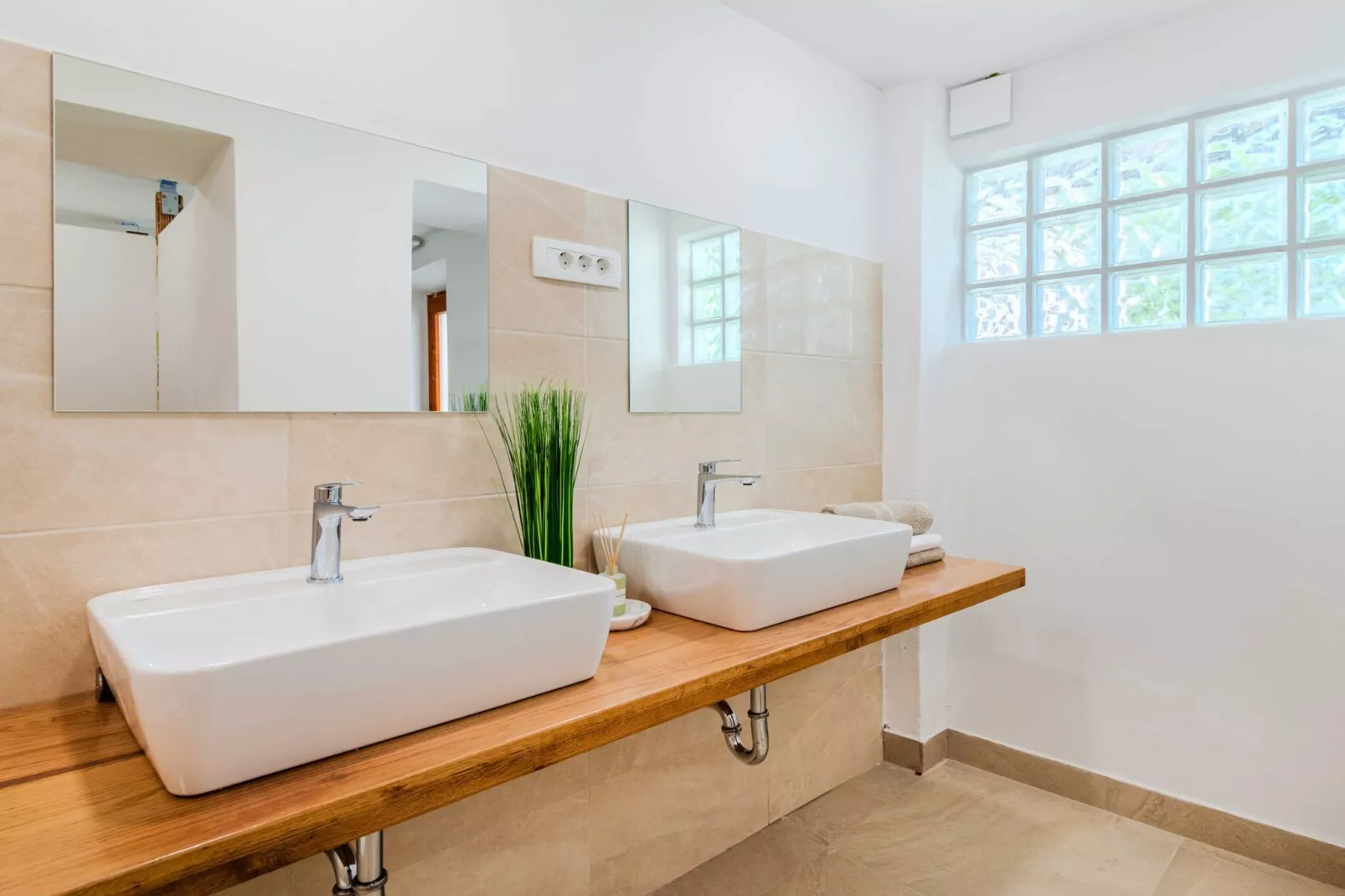 Nature Hideaway Holiday Homes with Sauna - One Bedroom Holiday Home (owner Pika)-Badkamer