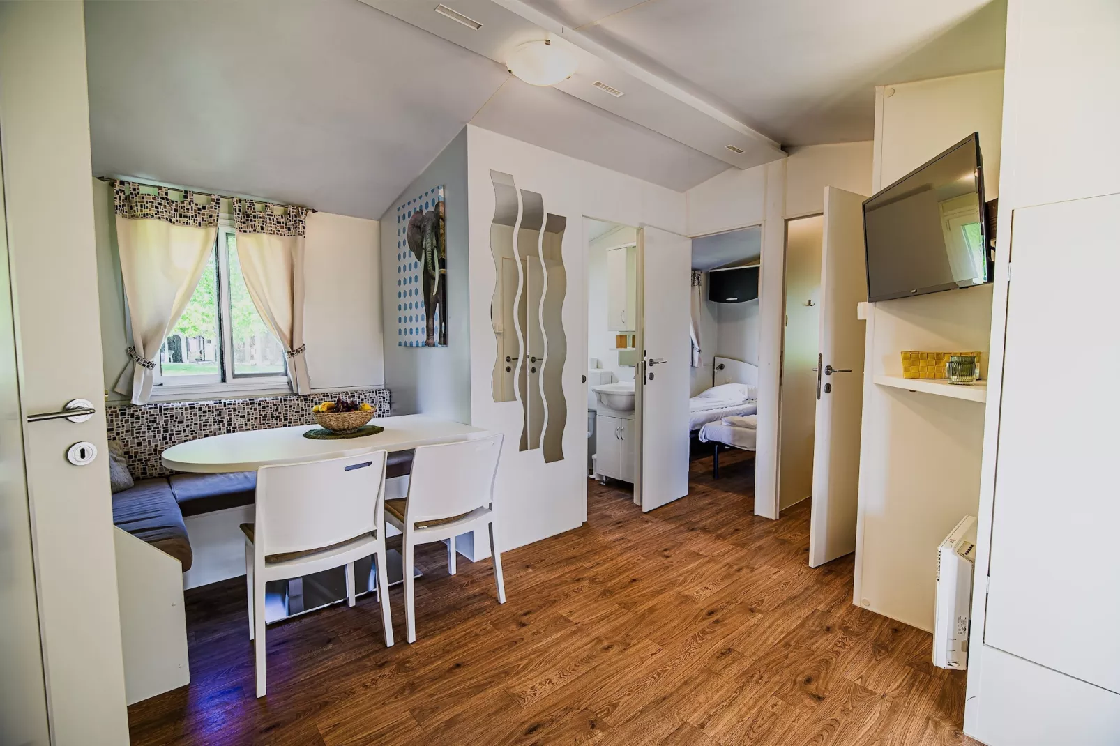 Waterside Retreat Mobile Homes with Thermal Riviera Tickets - Three Bedroom Mobile Home with Lake View  (owner 2)-Buitenlucht