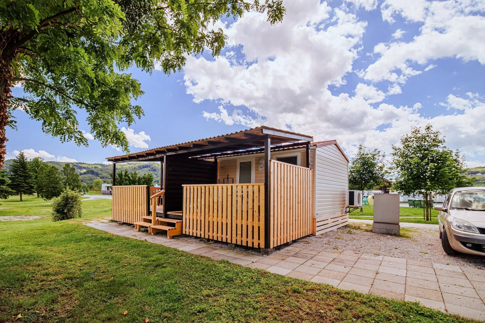 Waterside Retreat Mobile Homes with Thermal Riviera Tickets - One Bedroom Mobile Home with Lake View (owner 4)-Buitenlucht