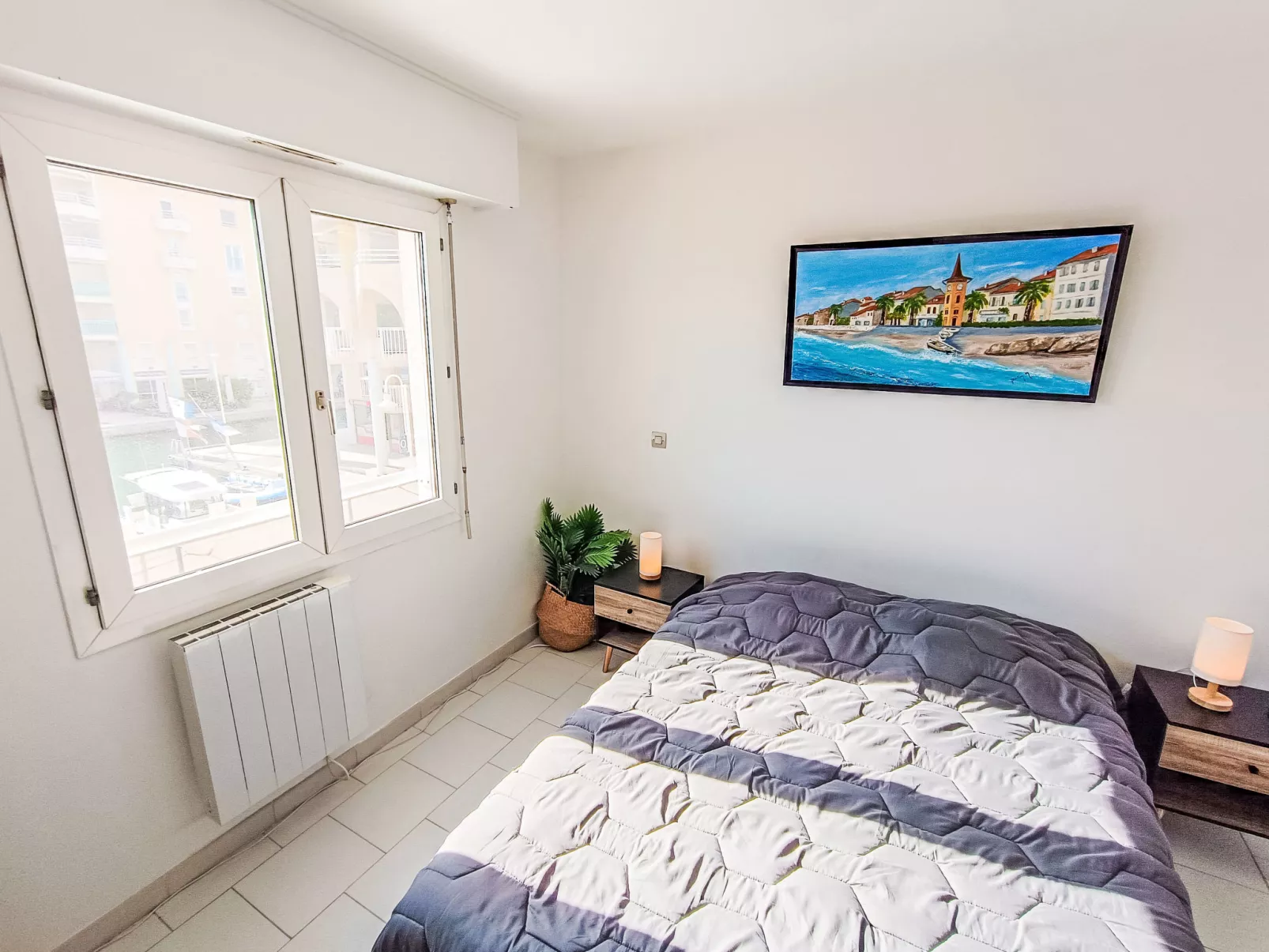 Port d'Attache-Binnen