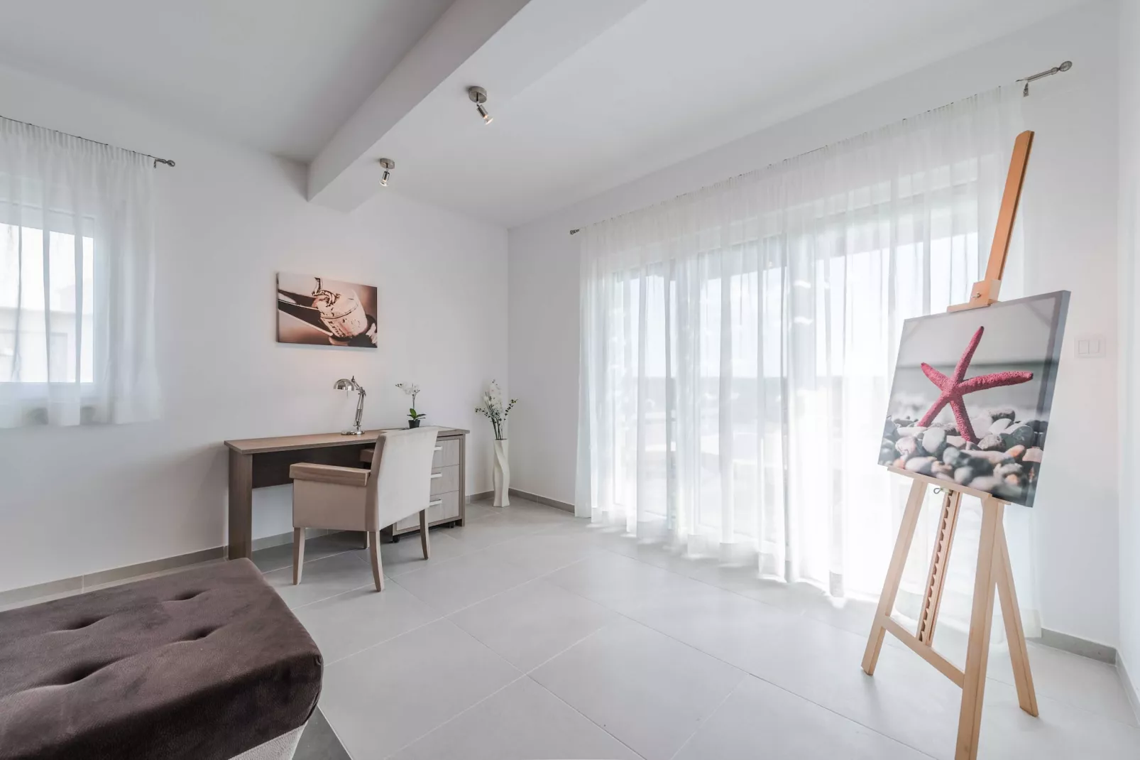 Luxury Escape with Swimming Pool & Modern Design -Deluxe Four Bedroom Villa with Private Pool ( Villa 4)-Woonkamer