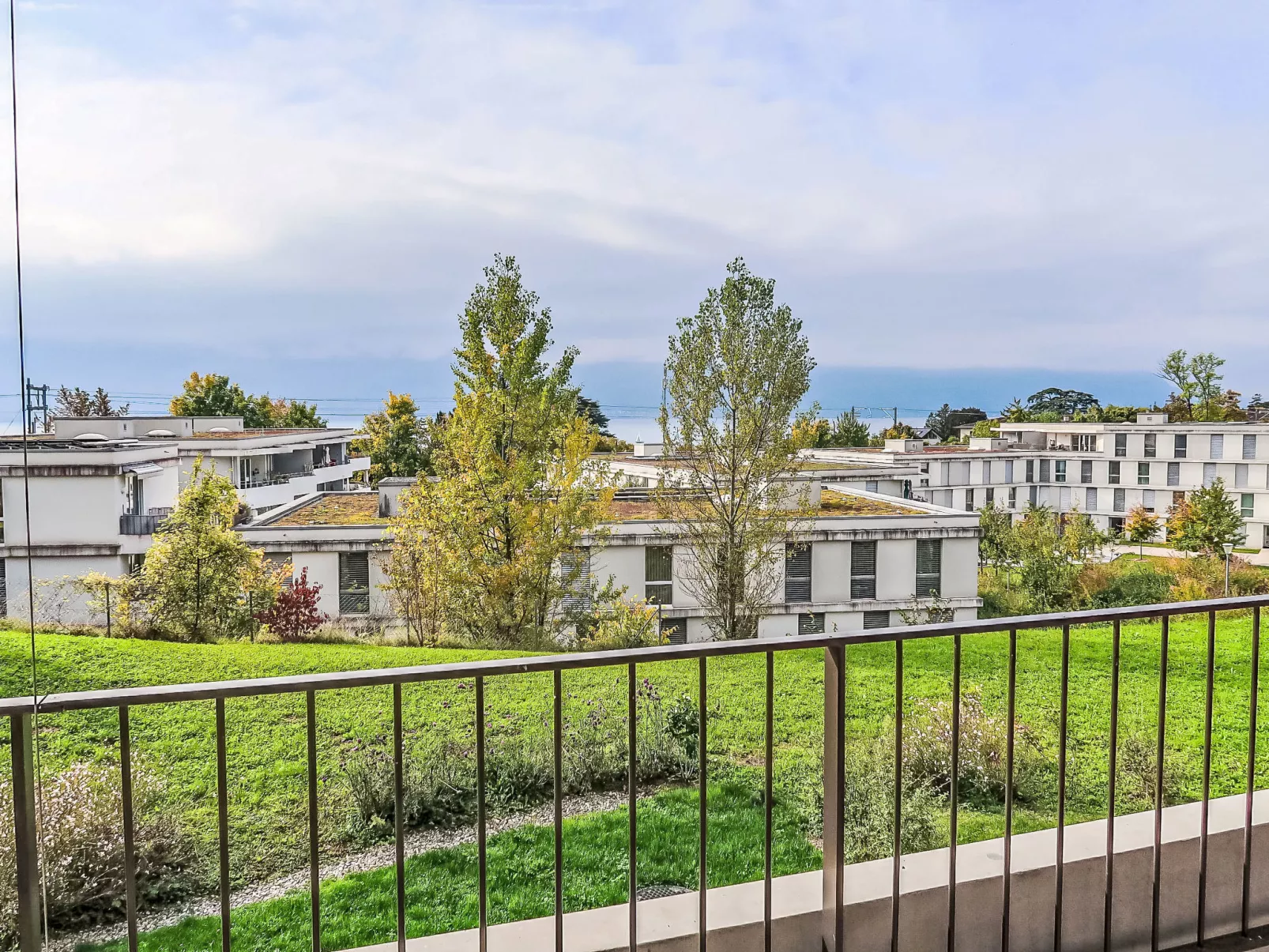 Les Oréades C-Buiten