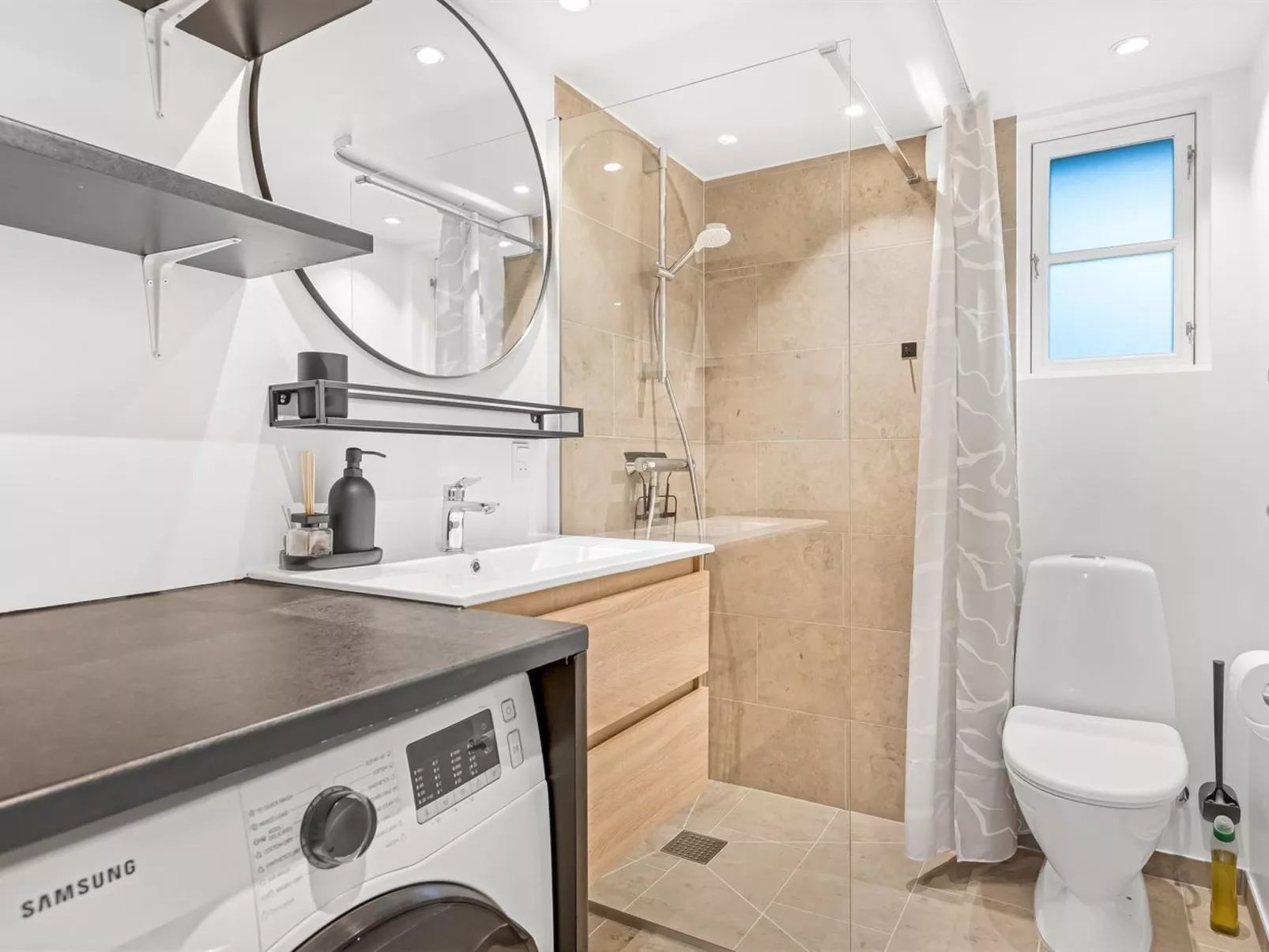 "Lymke" - 450m from the sea-Binnen