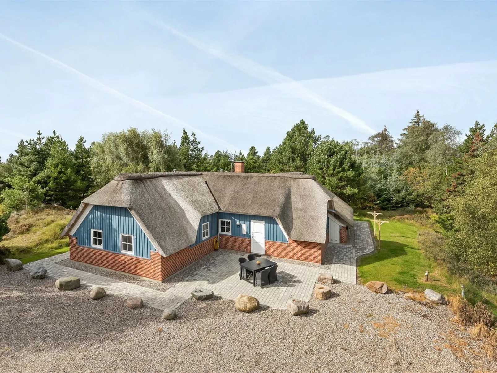 "Alvina" - 3.2km from the sea-Buiten