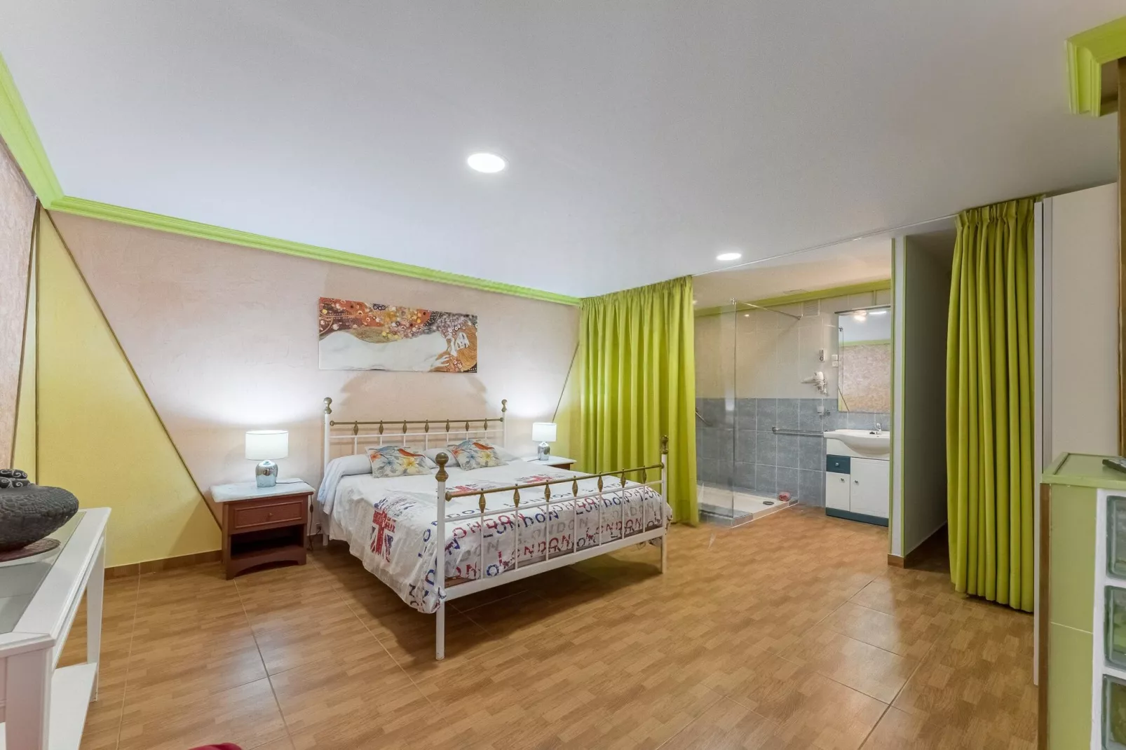 Delfin 69 2d-Slaapkamer