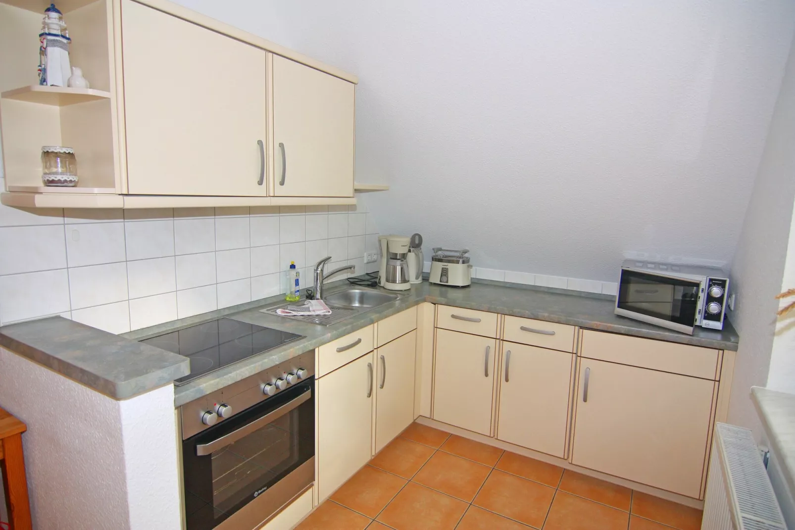 OG links 50 qm-Keuken