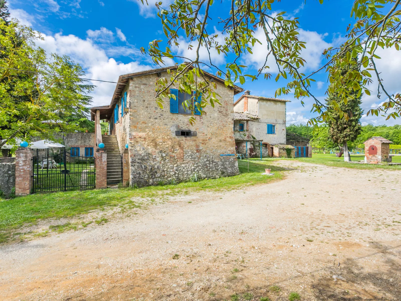 Fattoria Petraglia - Loggiato-Buiten