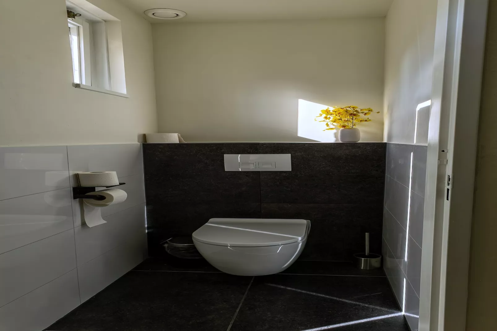 6 - Persons Forest Bungalow (copy) - Badkamer