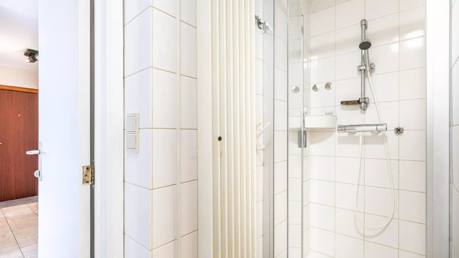 La Digue Est cinq-Badkamer