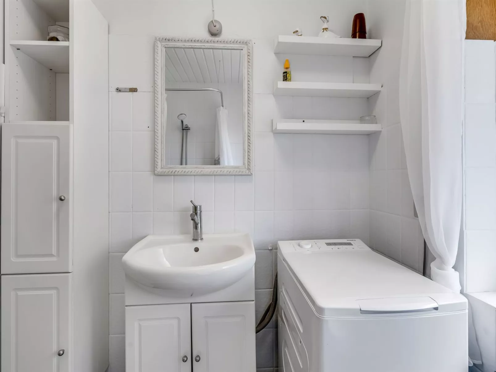 "Naema" - 500m from the sea-Binnen