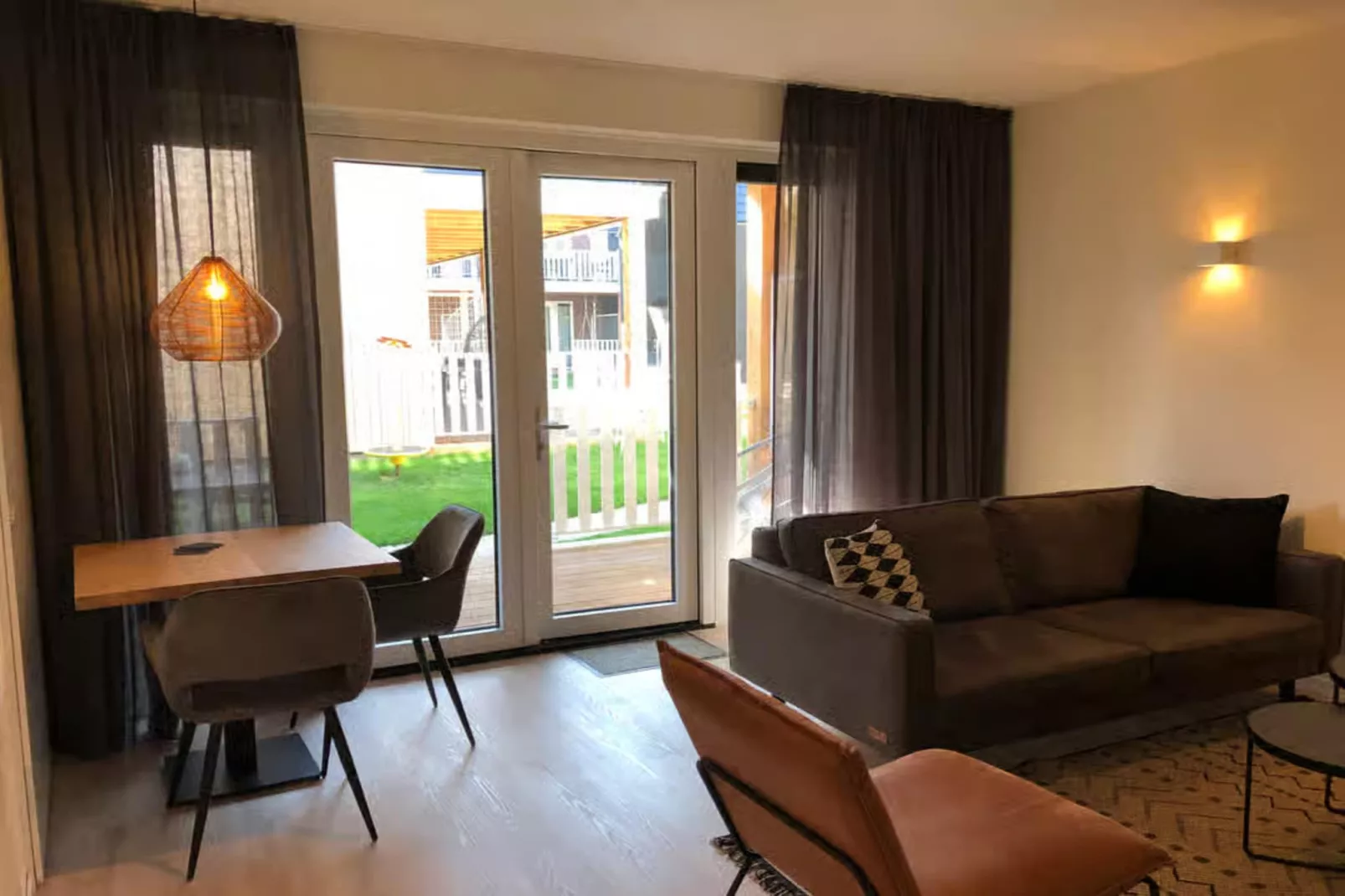 Plein 40 Lodge 2