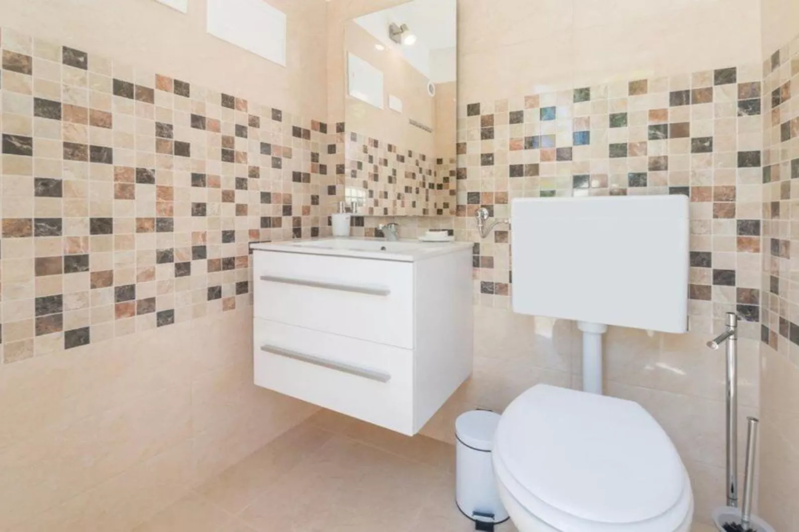 Holiday Home Marin AS with Pool-Badkamer