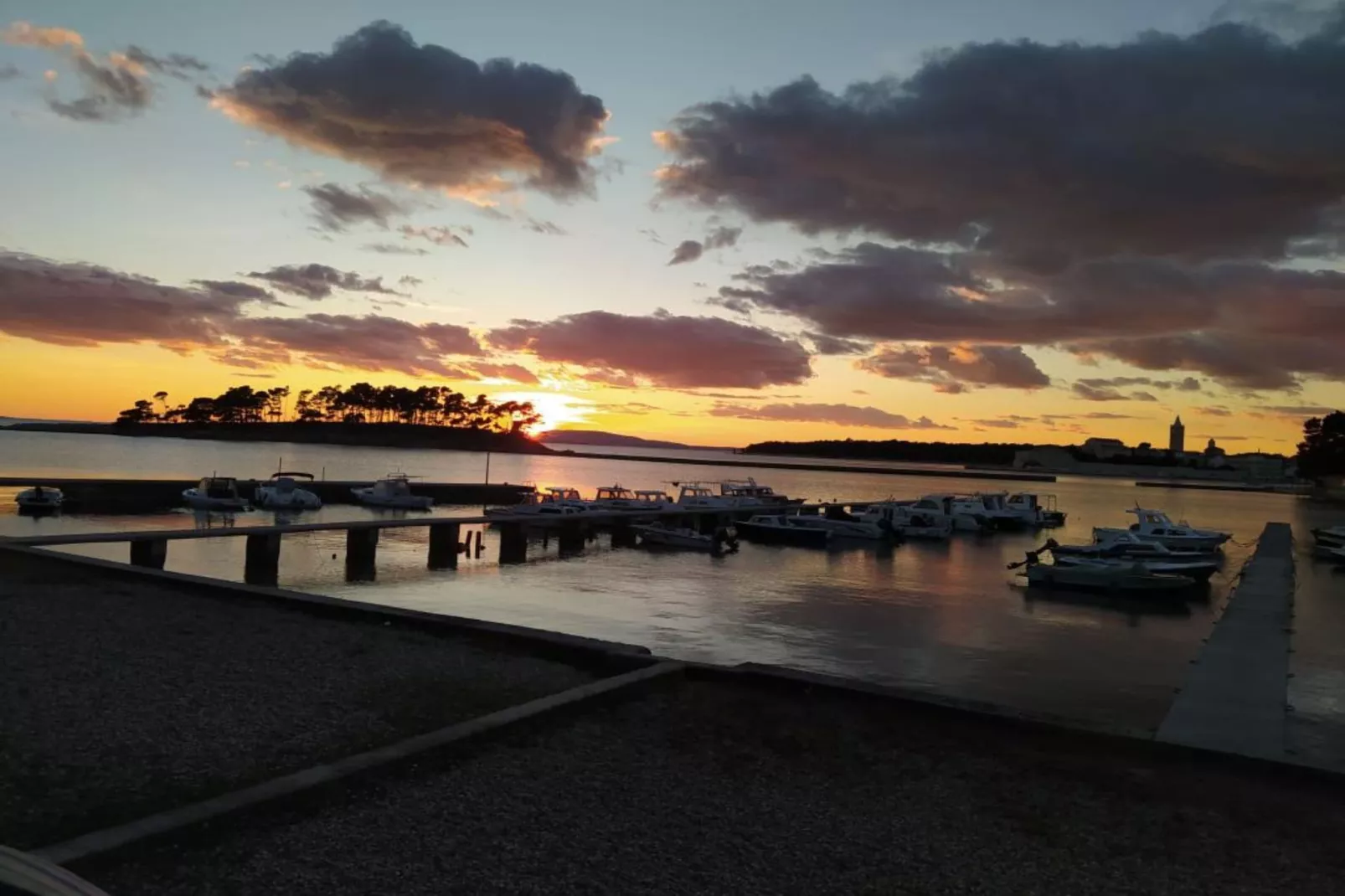 Apartments Verović Rab Banjol - Two Bedroom Apartment With Terrace (A1)-Uitzicht