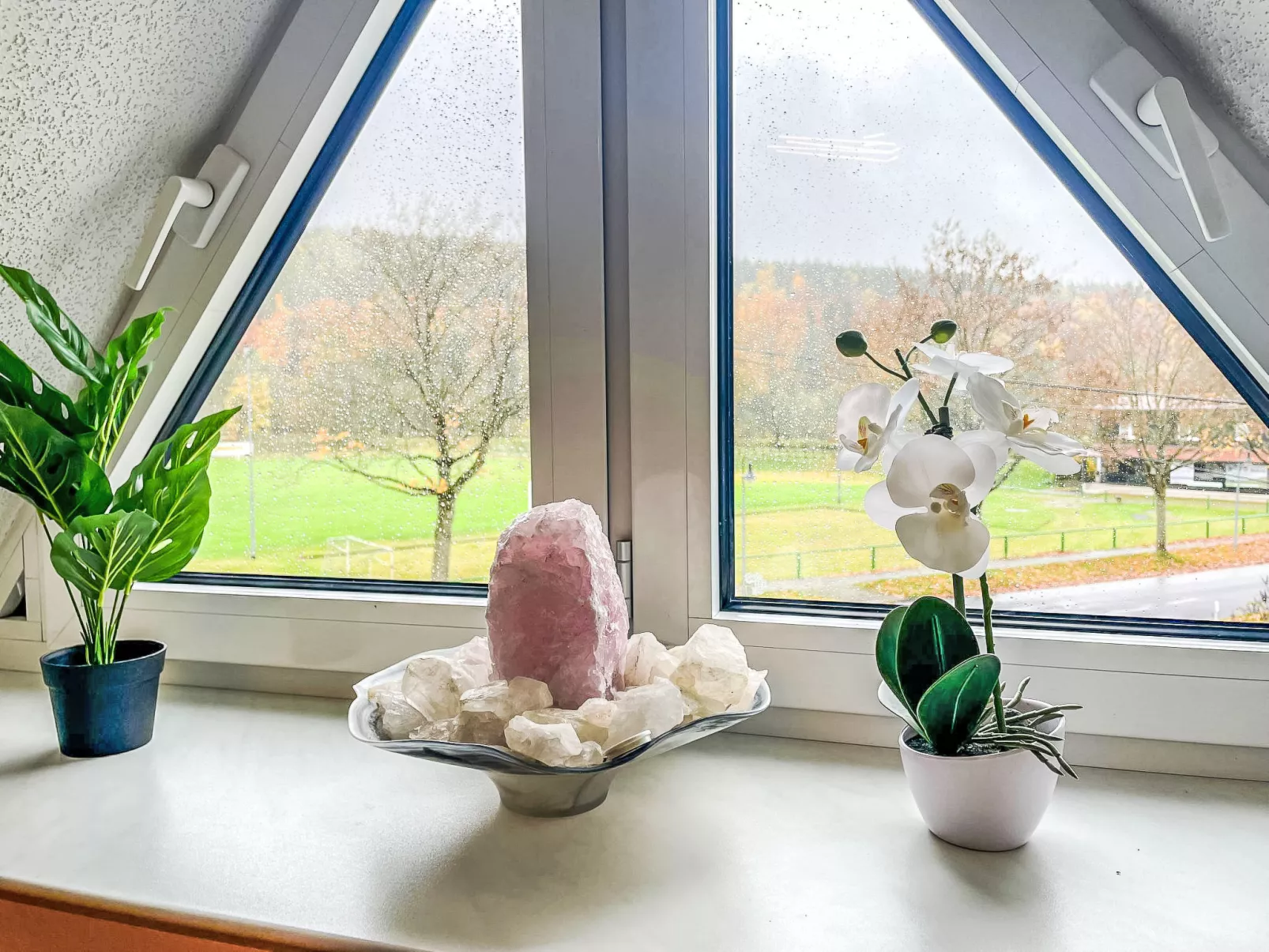 Naturnah mit Pool und Sauna-Buiten