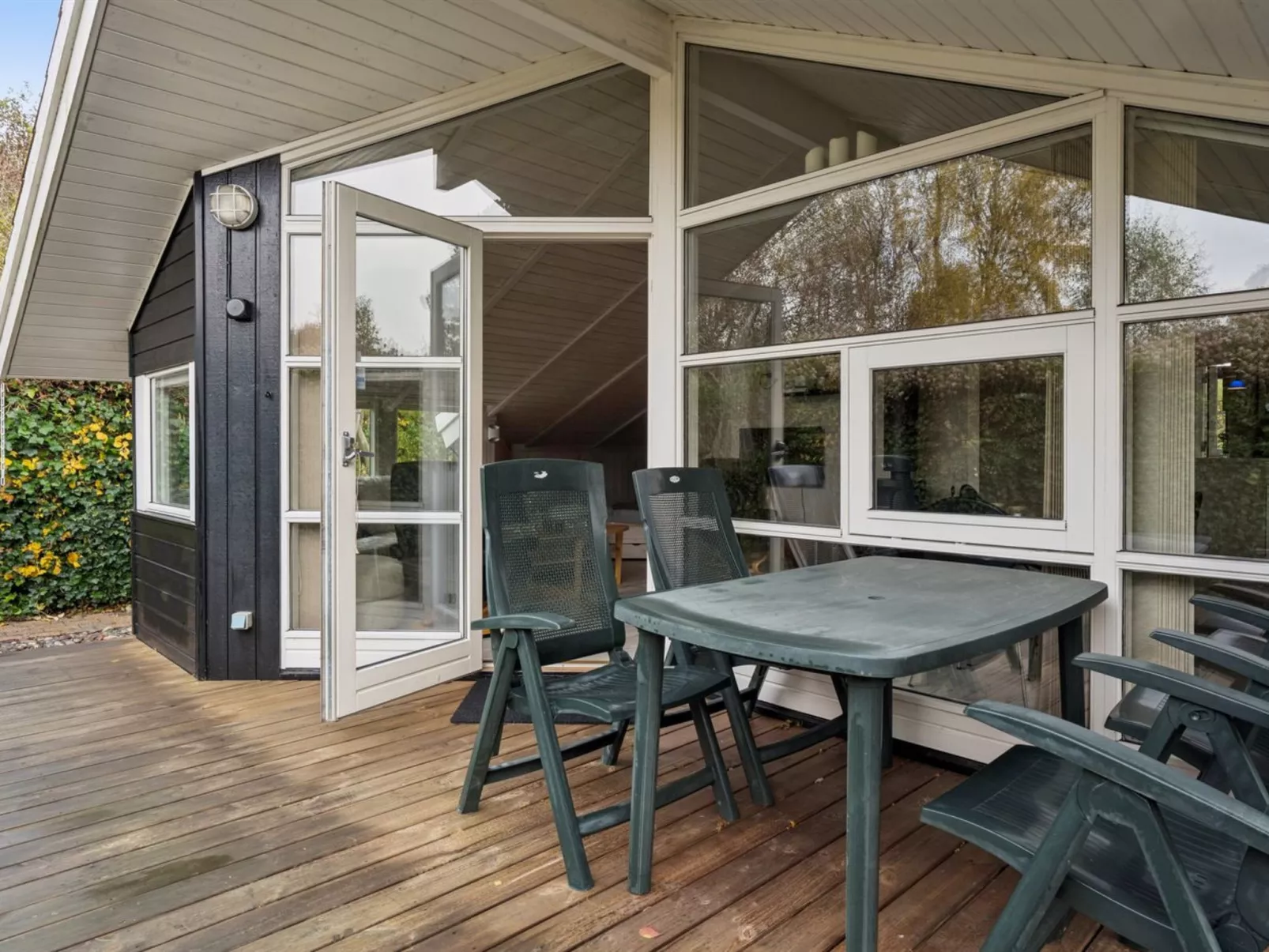 "Gyda" - 840m from the sea-Buiten