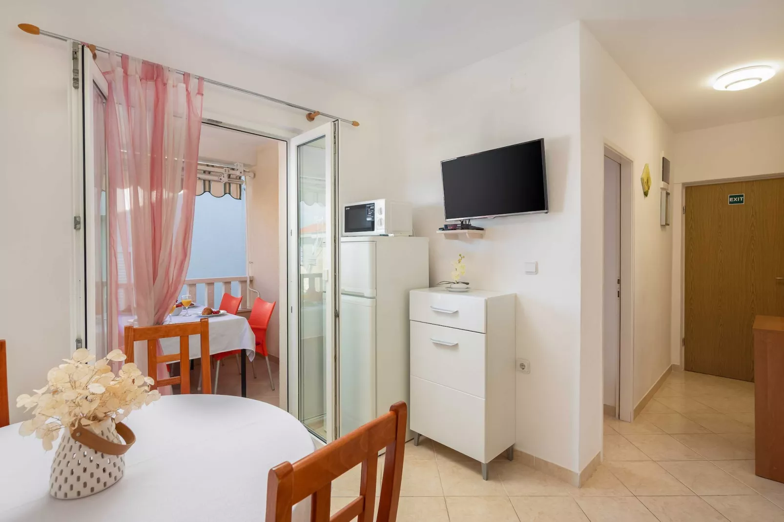 Apartment Bella Vista - Two Bedroom Apartment with Terrace (A4)-Buitenlucht