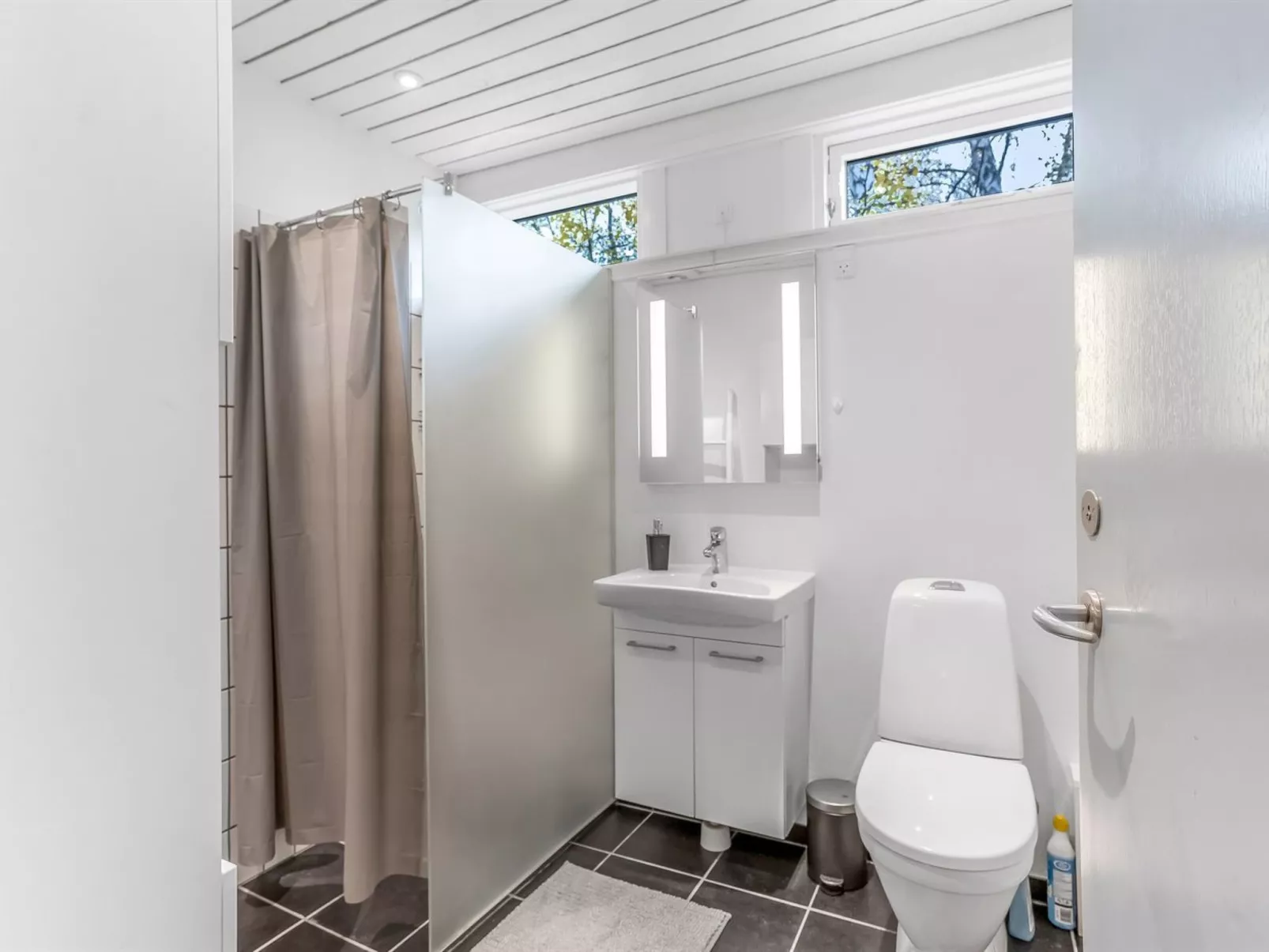 "Catha" - 200m from the sea-Binnen