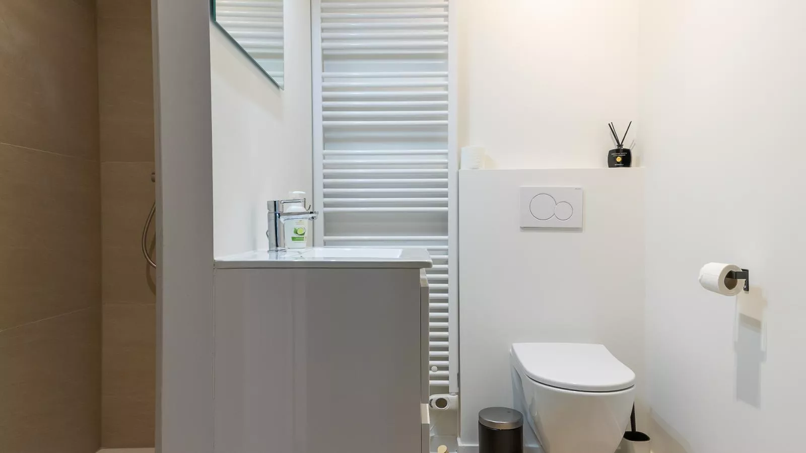 Omnia 9 - 0203-Badkamer