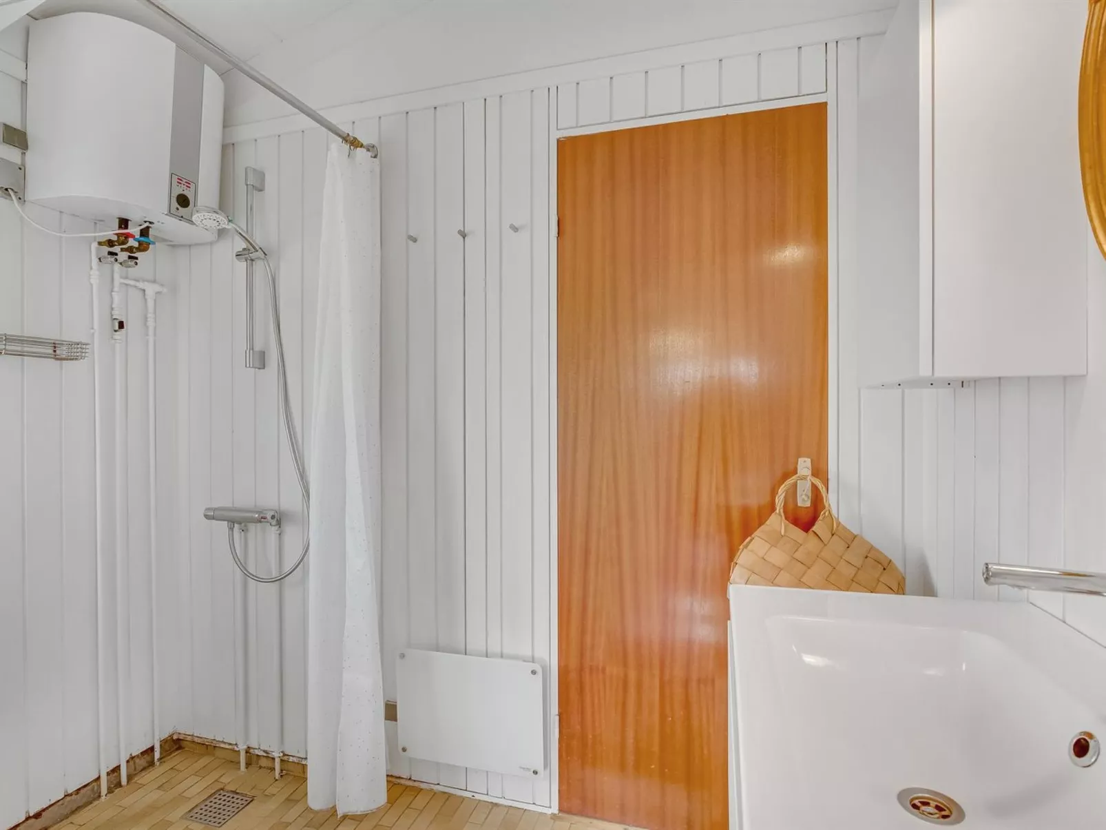 "Anelle" - 100m from the sea-Binnen