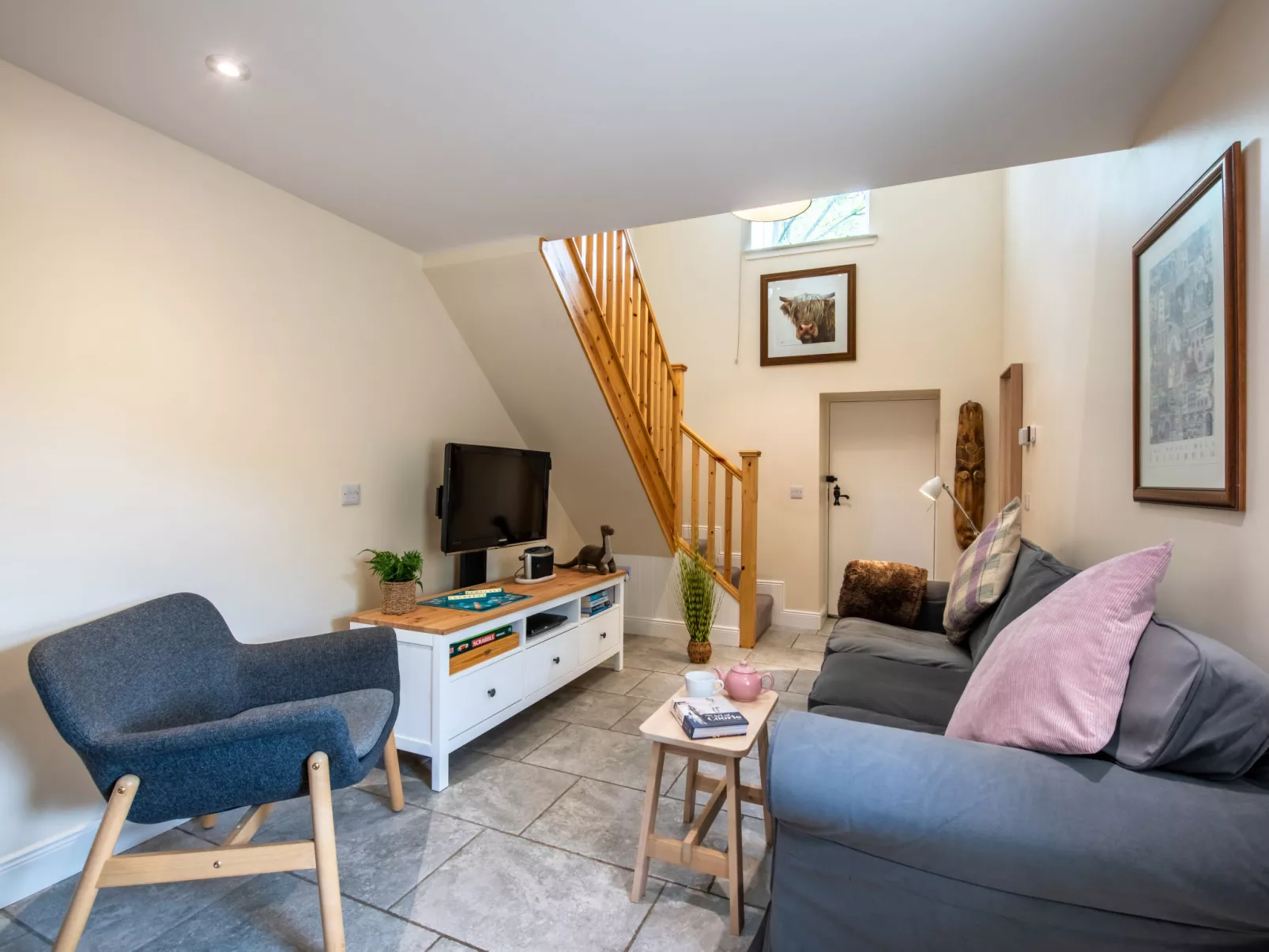 Wayside Bothy-Binnen