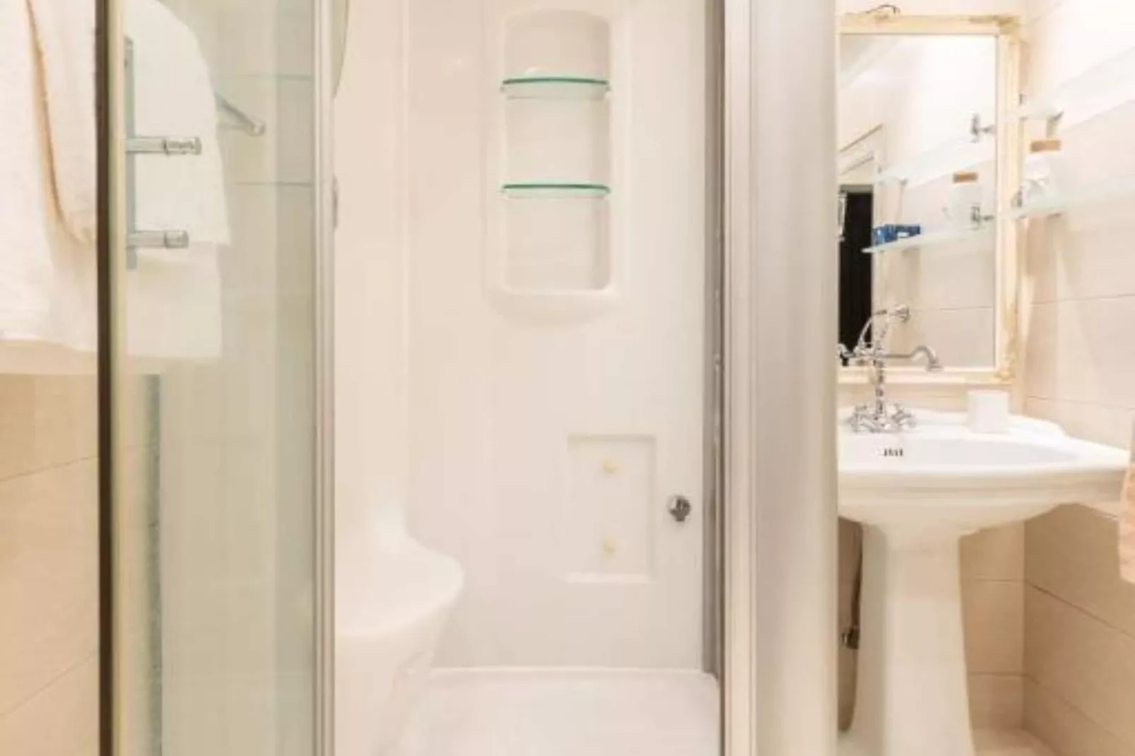 Zagreb Downtown Luxury Stay – 5th Element - Two Bedroom Penthouse-Badkamer