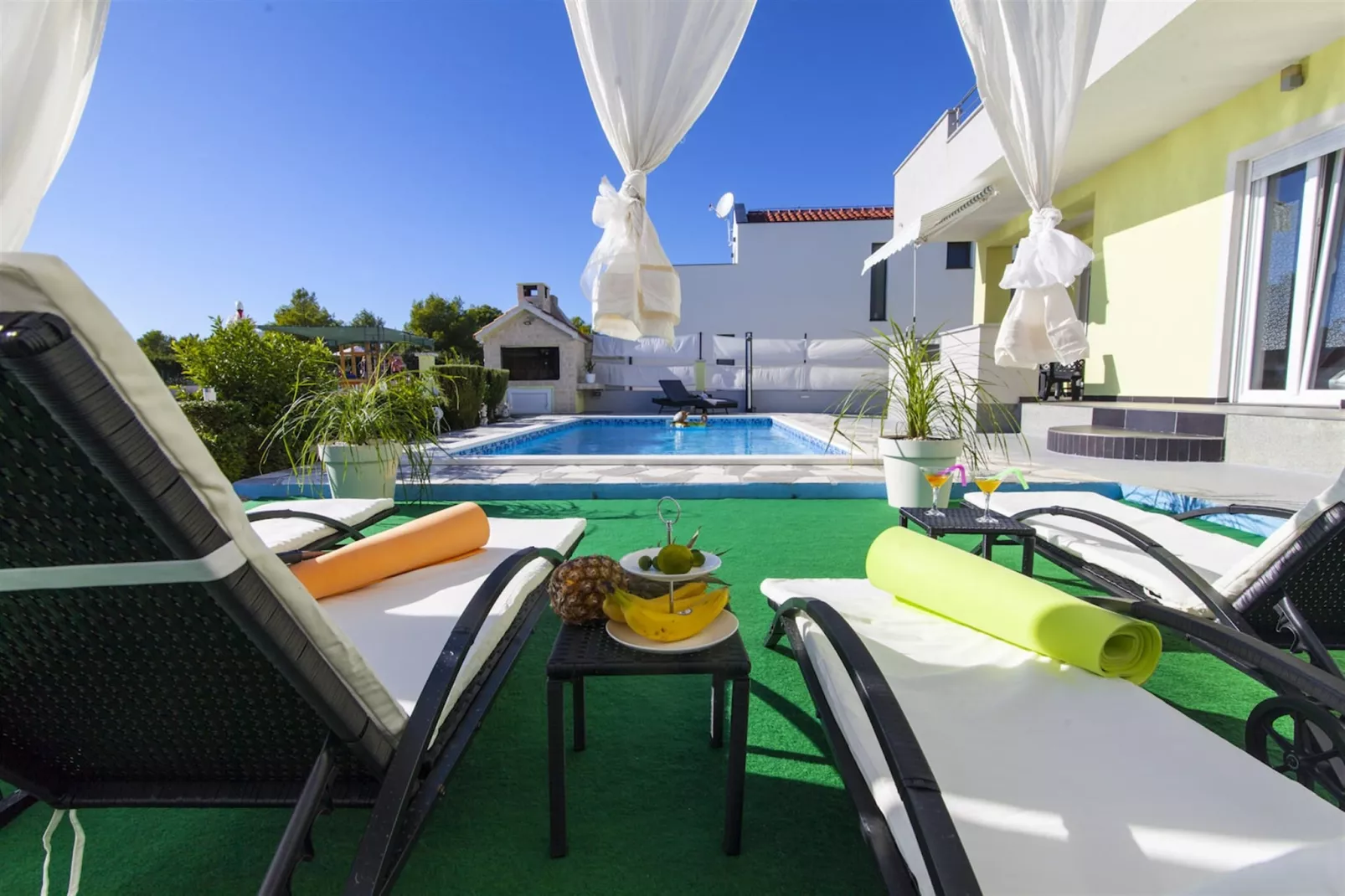 Sea view Villa Brodarica-Zwembad